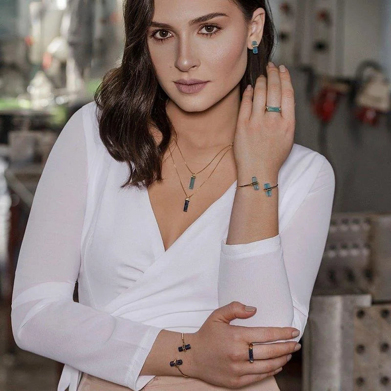 Conjunto de Brinco e Colar Banhado a Ouro