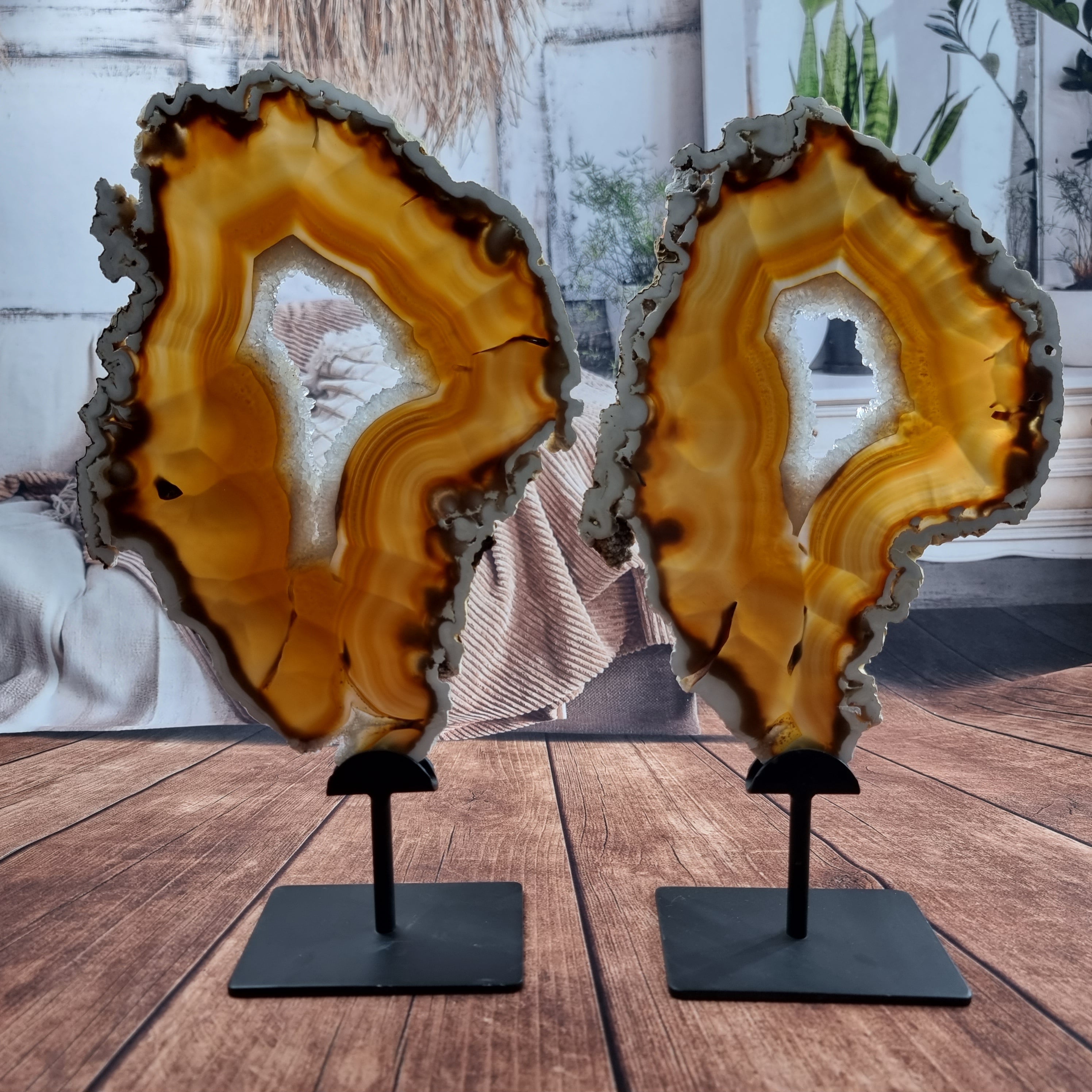 Chapa de Ágata SUPER ESPECIAL | Base de Ferro Preta | Altura 33 cm, 1 Unidade | Peça Artesanal BR Crystals