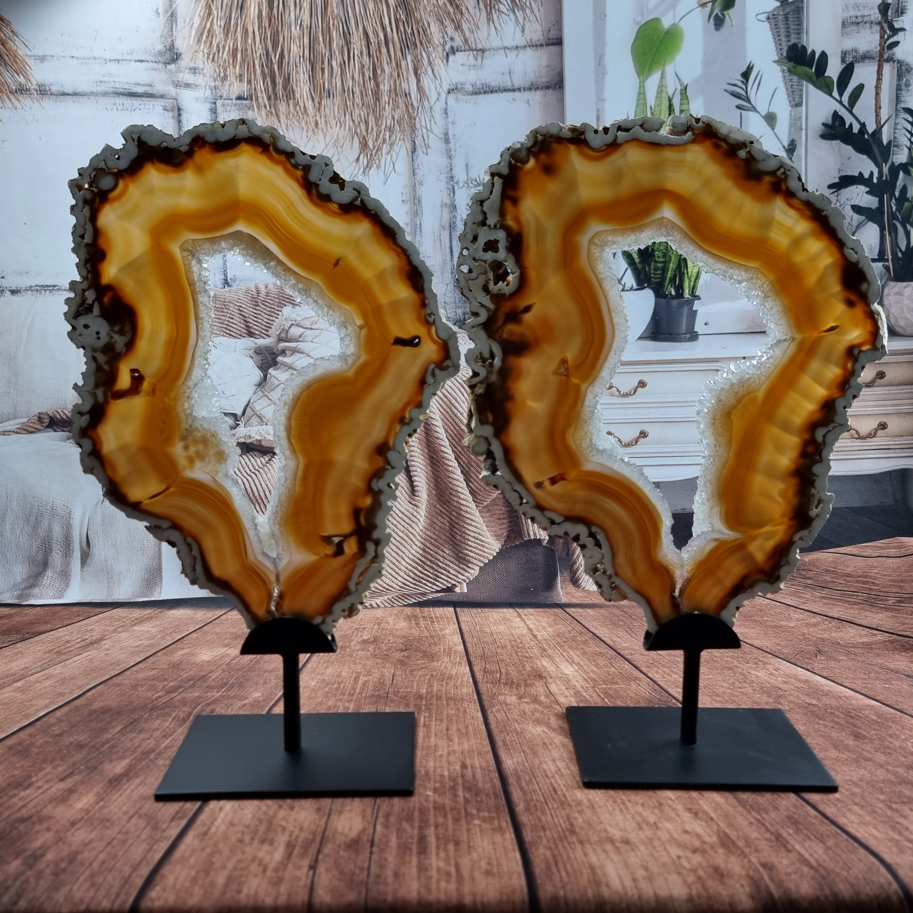 Chapa de Ágata SUPER ESPECIAL | Base de Ferro Preta | Altura 36,5 cm, 1 Unidade | Peça Artesanal BR Crystals