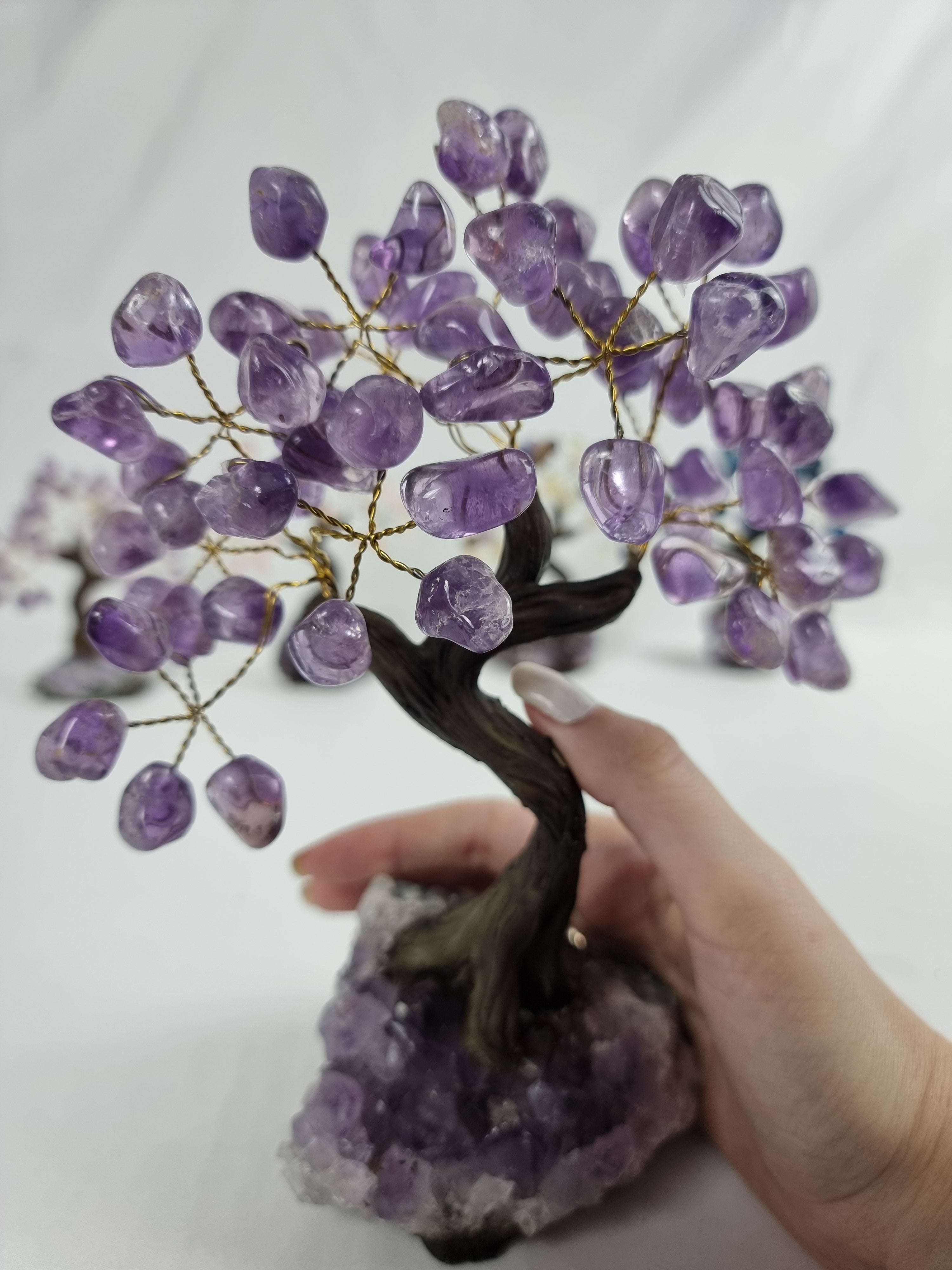Árvore de AMETISTA Natural | 60 Pedras, 12 galhos | Base de Ametista com 15 cm altura - Peça Artesanal BR Crystals