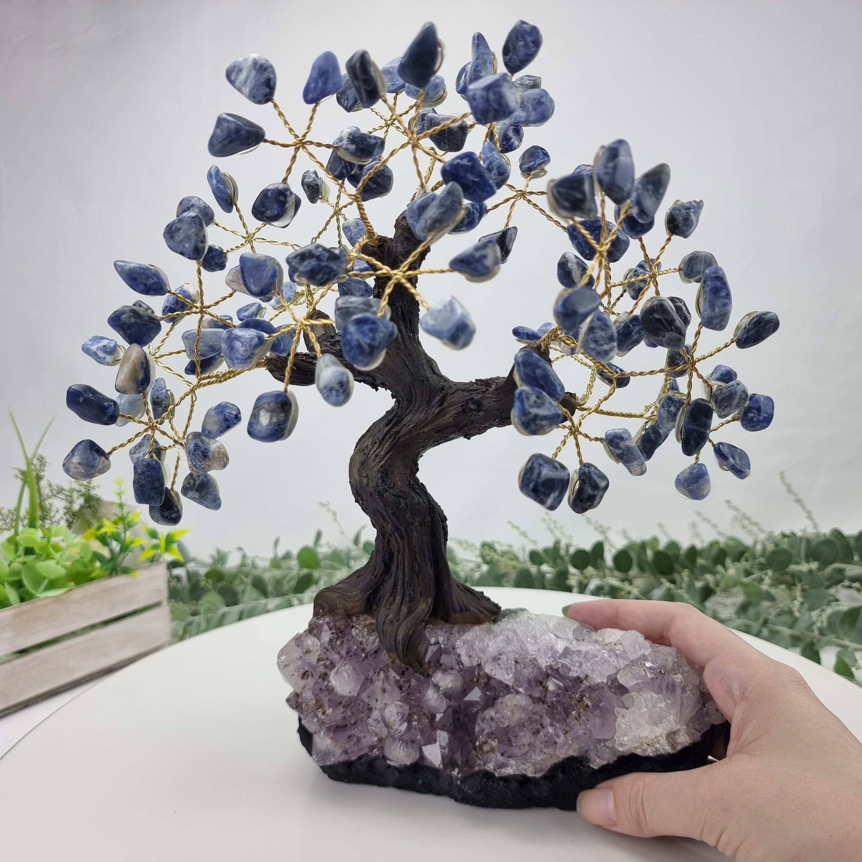 Árvore de SODALITA Natural | 120 Pedras, 24 galhos | Base de Ametista com 20 cm altura - Peça Artesanal BR Crystals