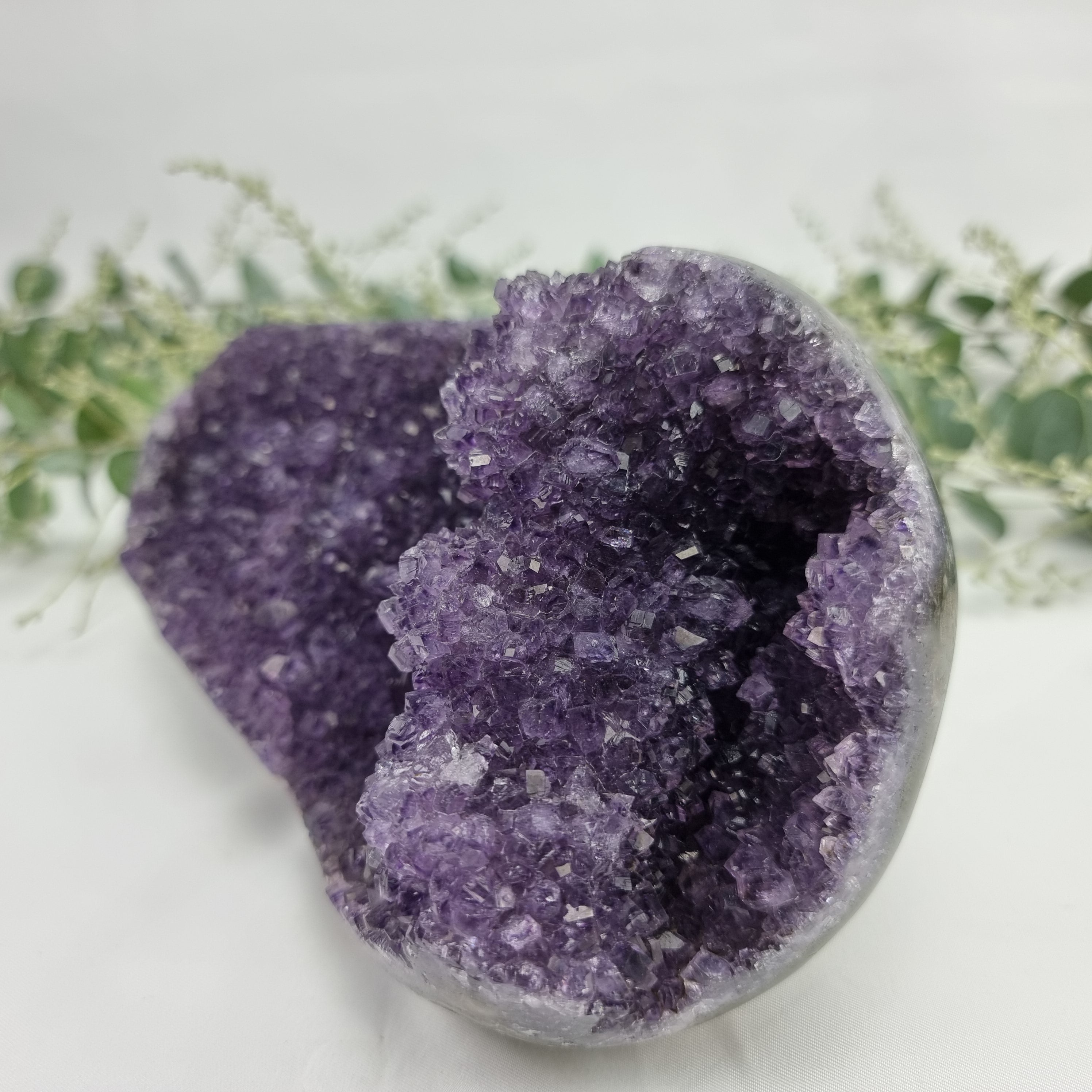 Ametista Especial Forma Drusa | Peso com 2,10 kgs ! Comprimento 20 cm | Energia, Beleza e Sofisticação