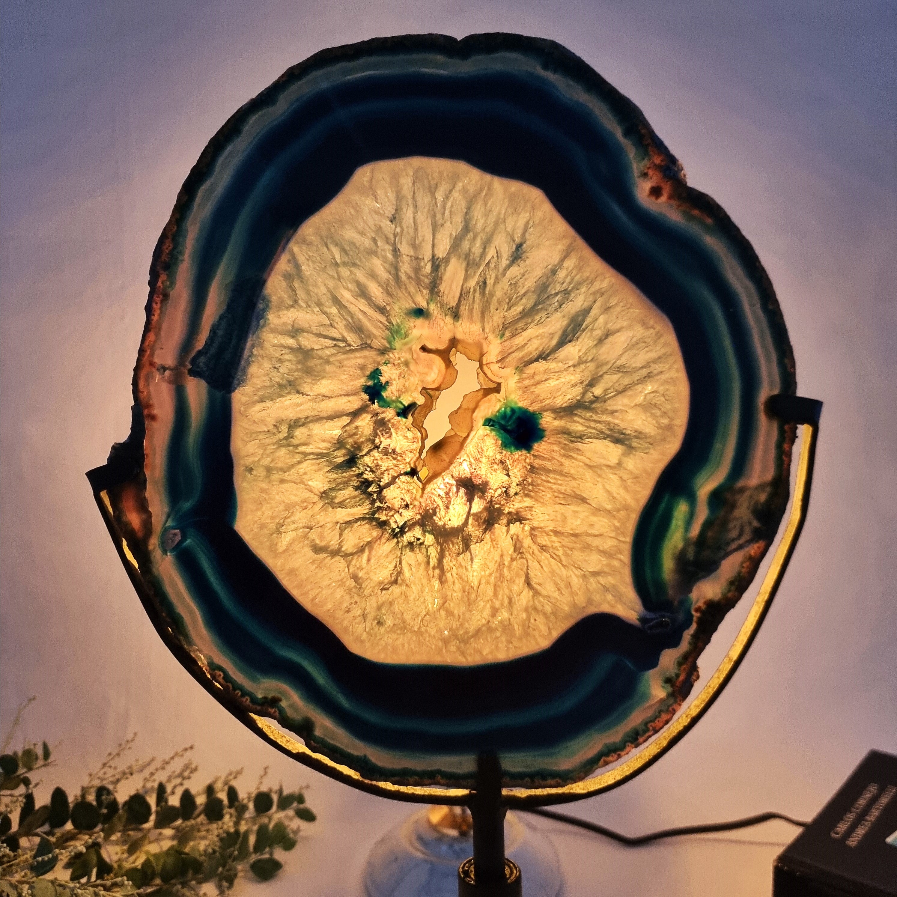 Chapas de Àgatas SUPER ESPECIAIS Azuis | Base de Ferro Preta | 2 Unidades | Peça Artesanal BR Crystals