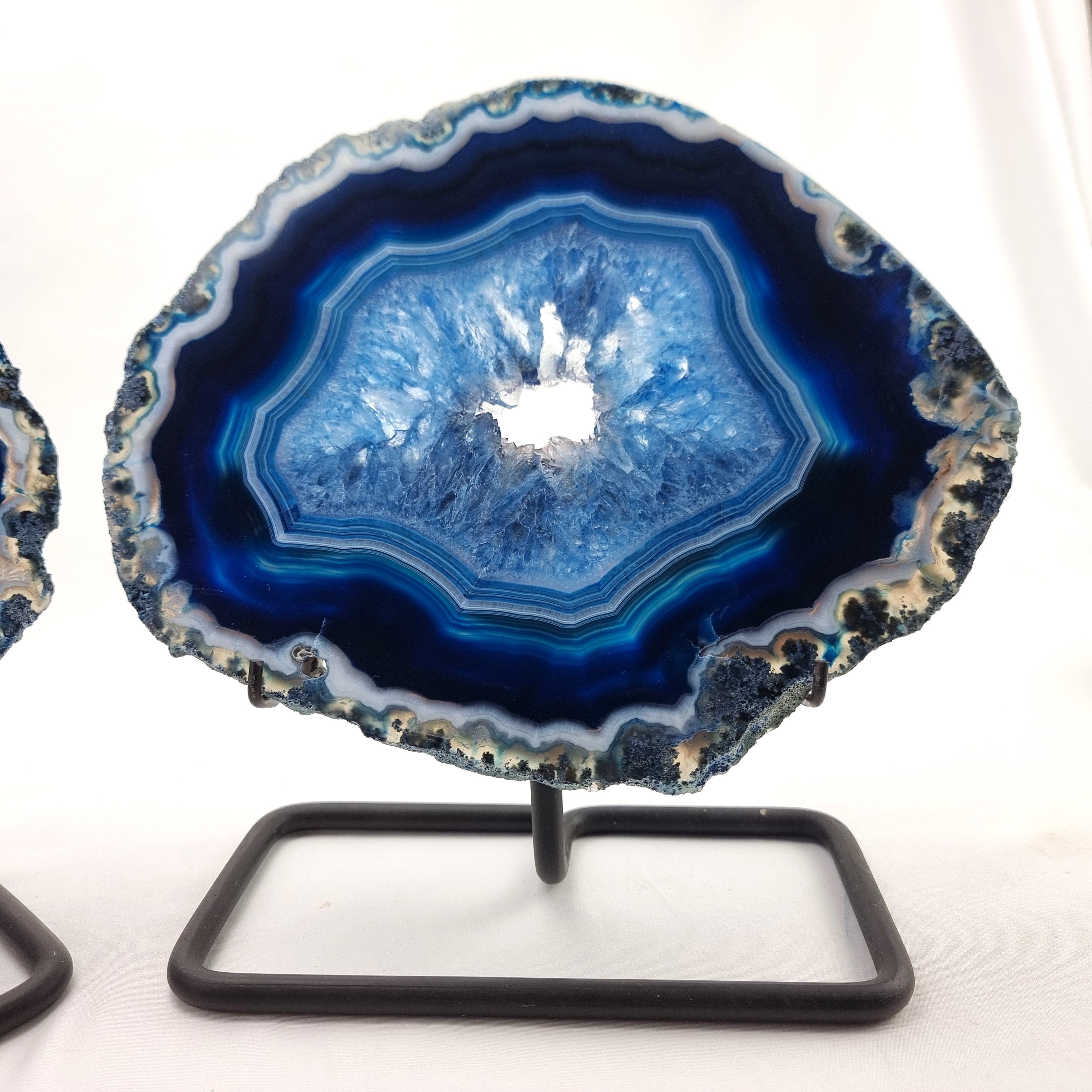 Chapas de Àgatas "Especiais" Azuis | Base de Ferro Preta | 2 Unidades | Peça Artesanal BR Crystals