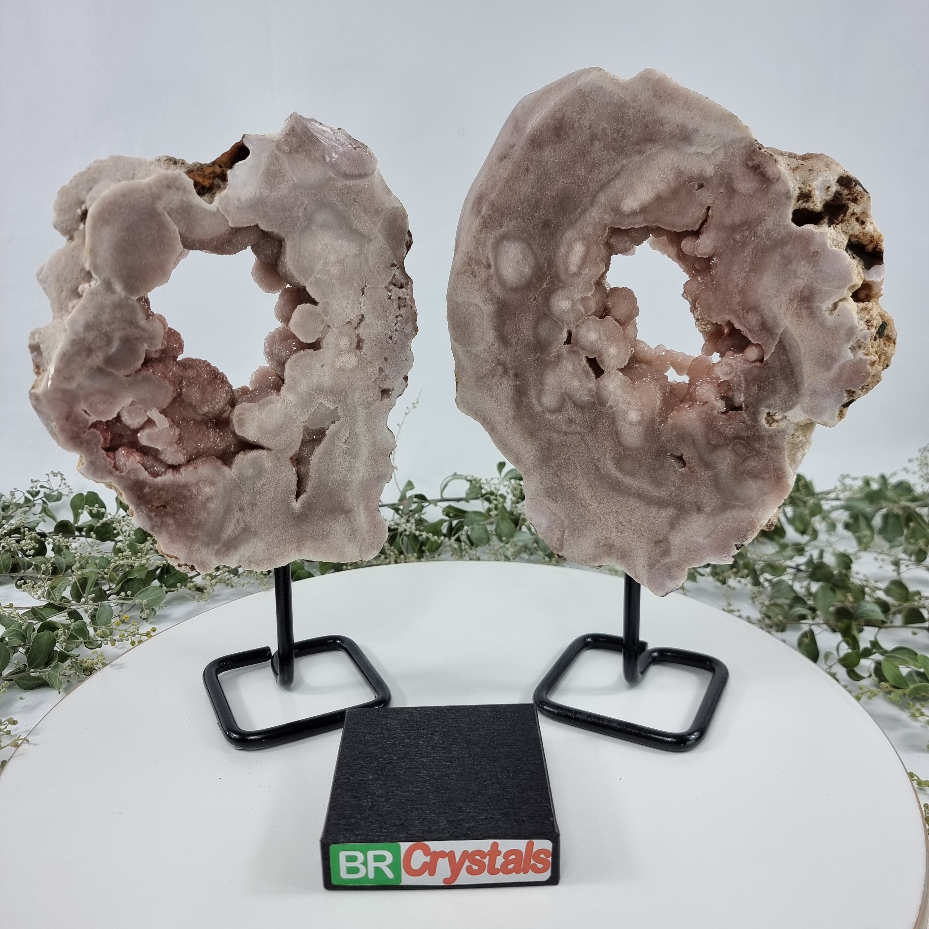Drusa de Ametista Rosa Especial | Kit 2 Peças, Base de ferro Preta | Peso 3,10 kgs, Altura 28 cm | Energia, Beleza e Sofisticação