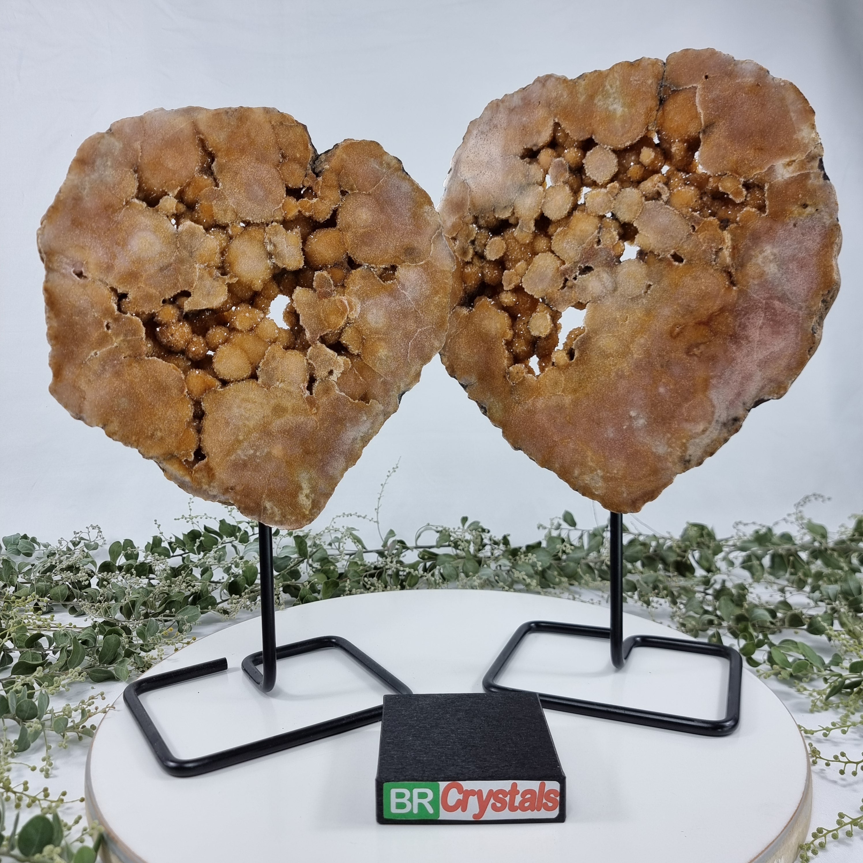 Drusa de Ametista Rosa Especial | Kit 2 Peças, Base de Ferro Preta | Peso 5,66 kgs, Altura 37 cm | Energia, Beleza e Sofisticação