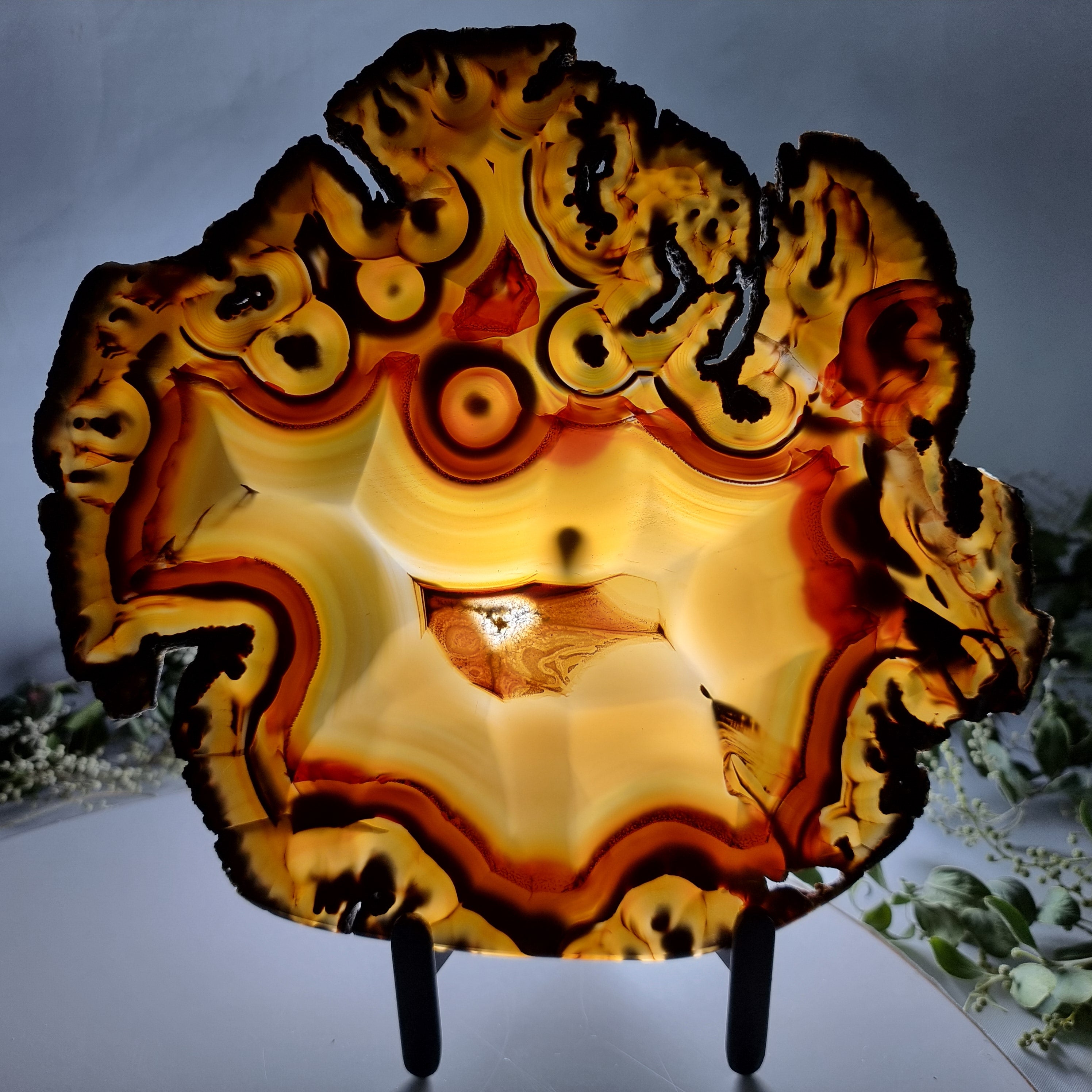 Chapa de Ágata SUPER ESPECIAL | Base de Ferro Preta | Altura 25 cm, 1 Unidade | Peça Artesanal BR Crystals