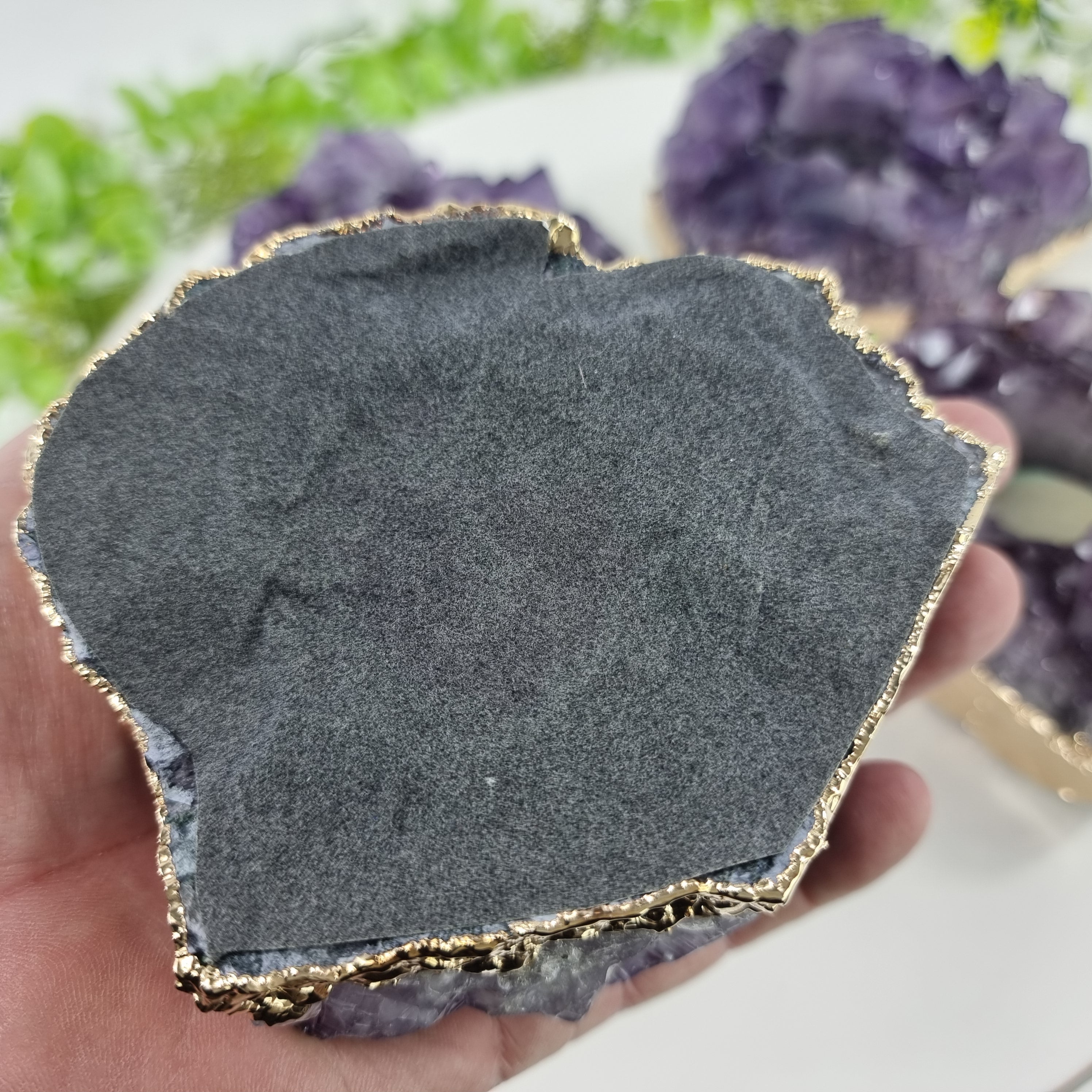 Porta Vela de Ametista Drusa com Cristais Especiais | Banho Dourado Bordas | Energia, Beleza e Sofisticação | Peça Artesanal BR Crystal