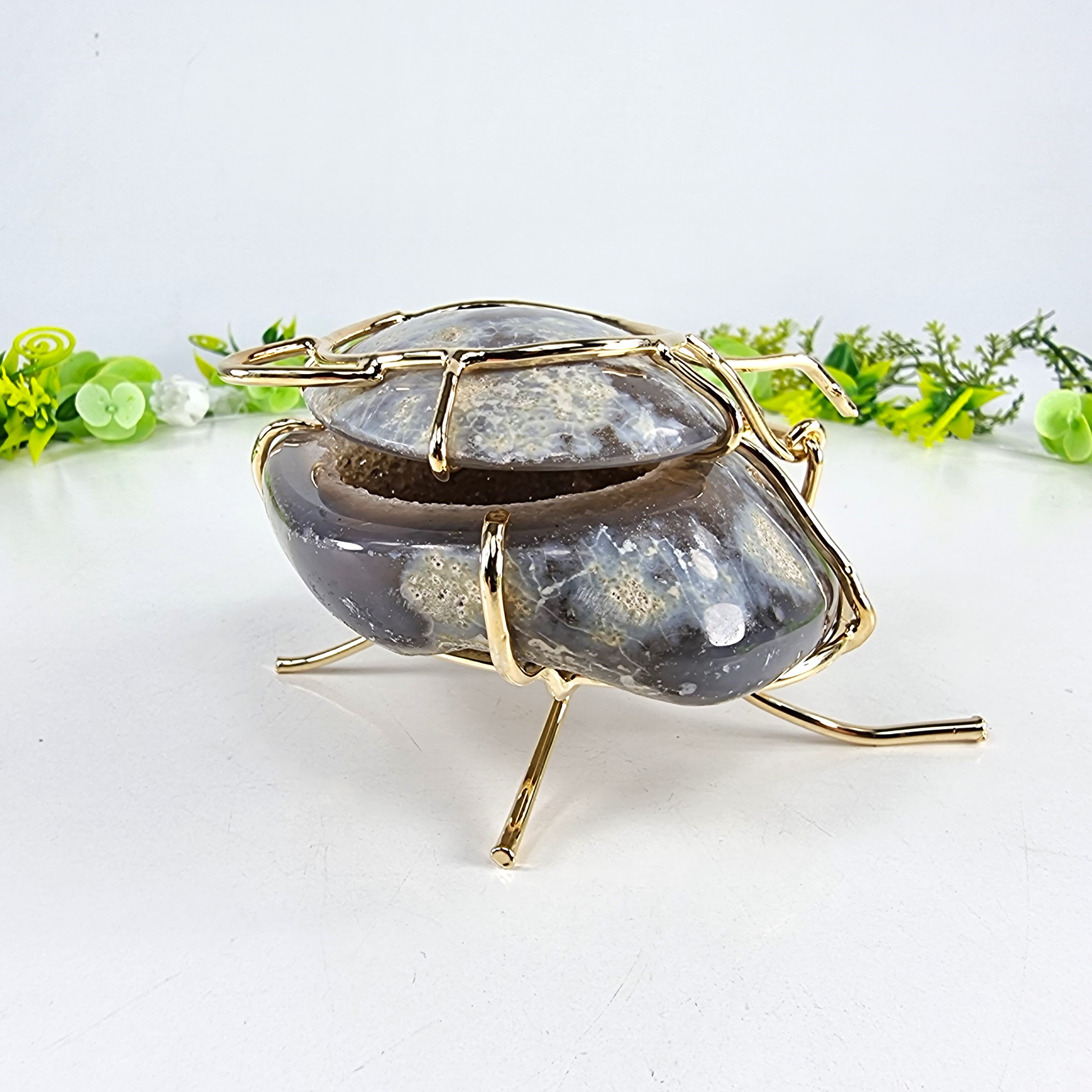 Porta Joias de Geodo de Àgatas | Base Dourada | Peso 310 g, Altura 6 cm | Peça única Especial