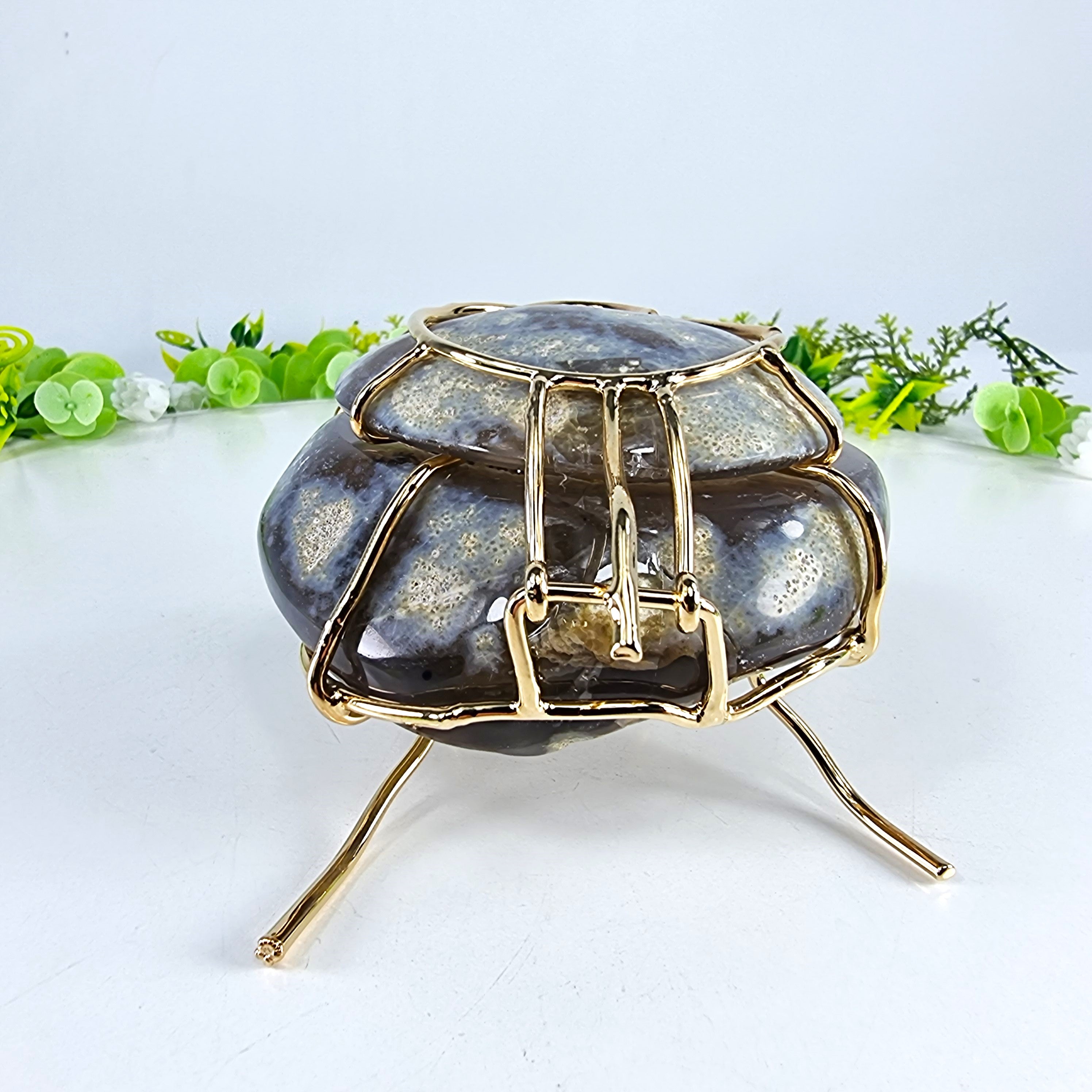 Porta Joias de Geodo de Àgatas | Base Dourada | Peso 310 g, Altura 6 cm | Peça única Especial