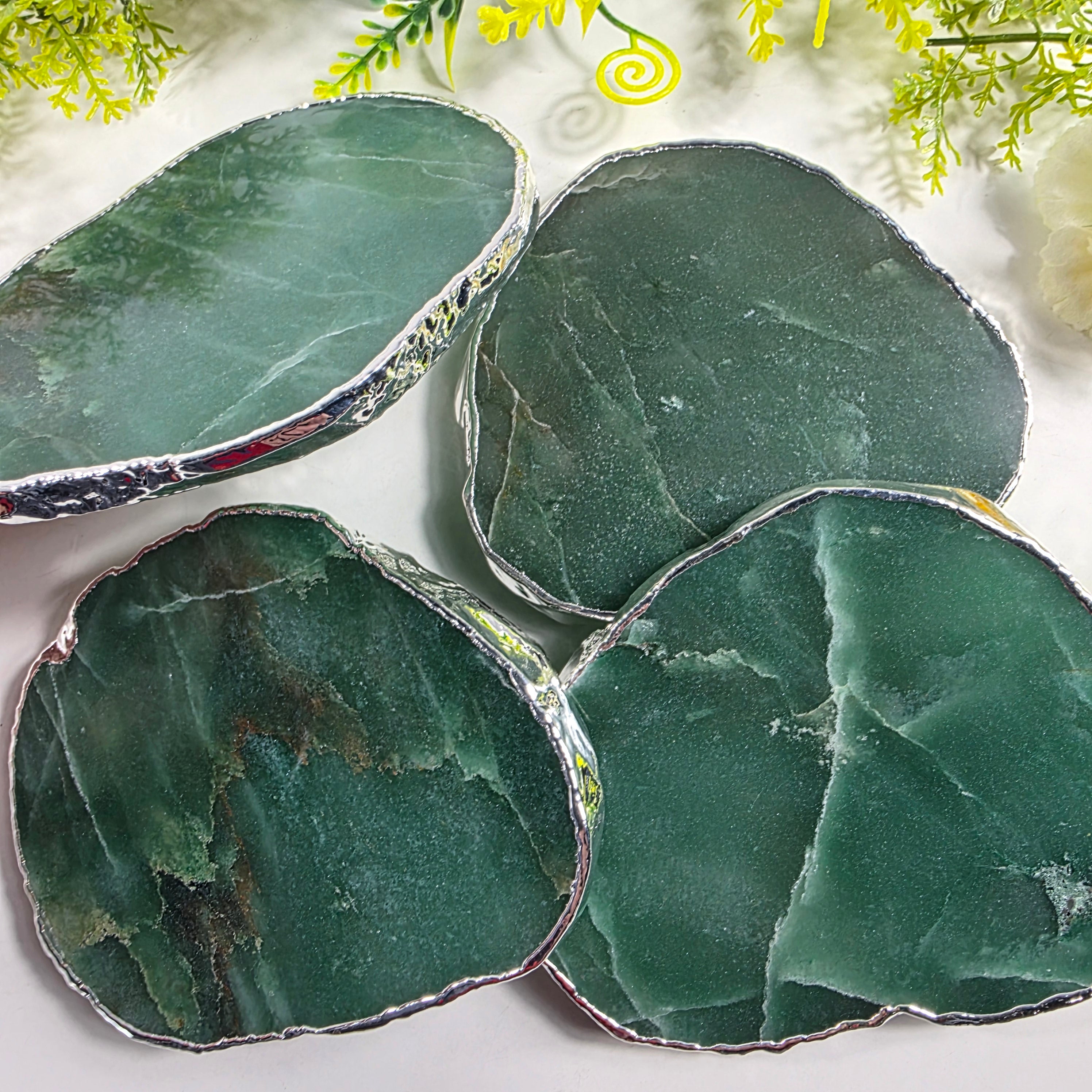 Porta Copos de Quartzo Verde BANHO Prata | 4 unidades | Altura de 8 a 10 cm | Peça Artesanal BR Crystals