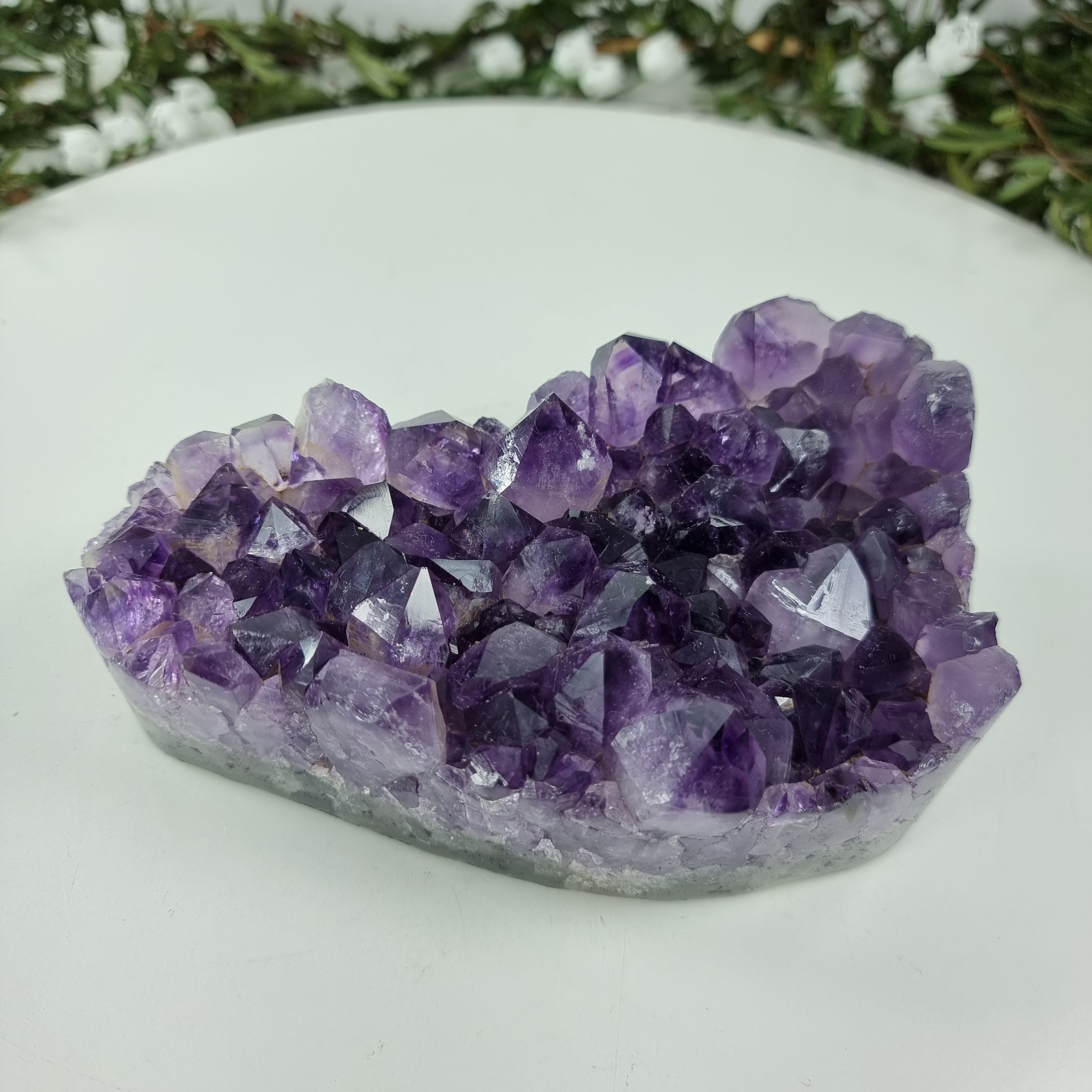 Ametista Drusa com Cristais Violeta peso com 1,136 Kgs, Energia, Beleza e Sofisticação