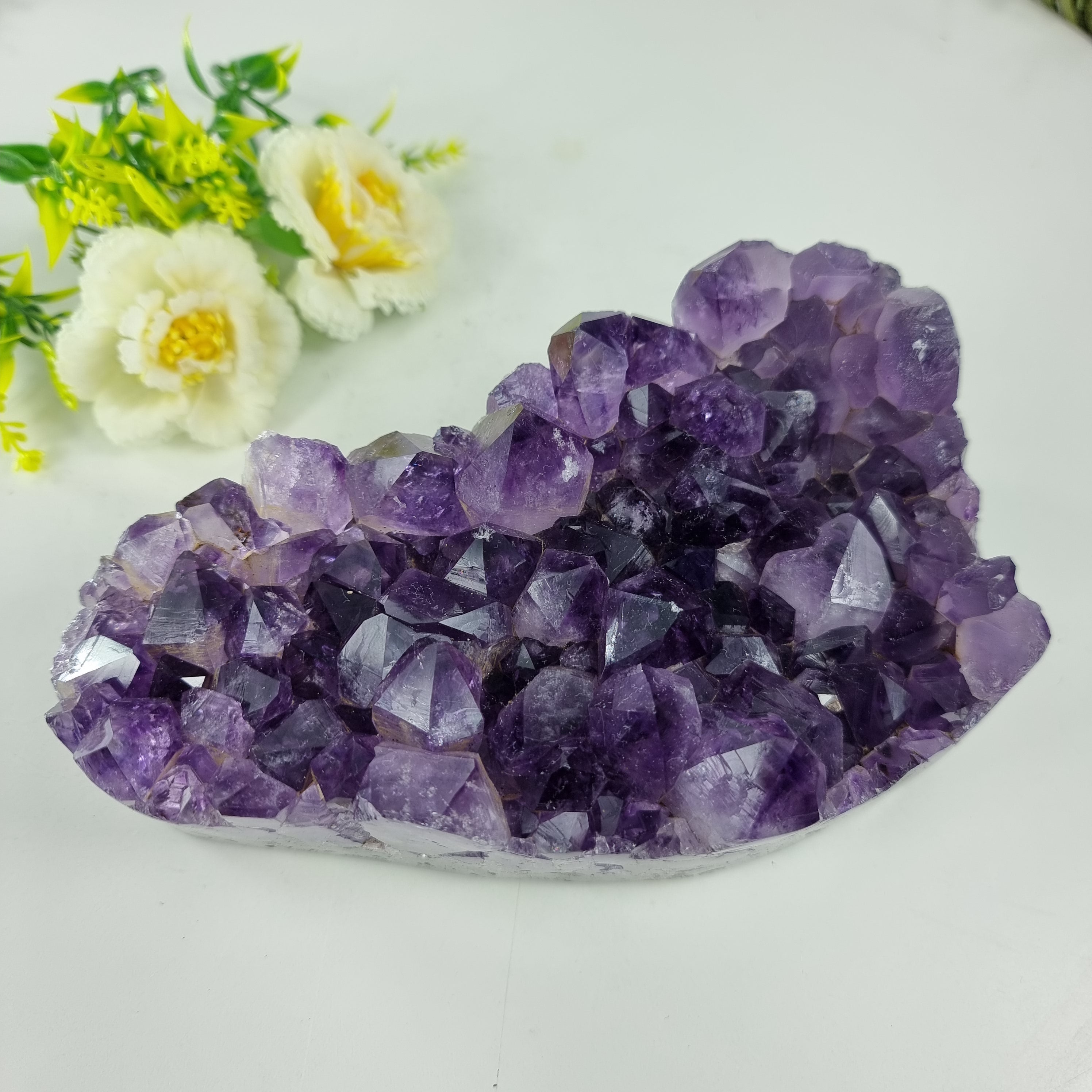 Ametista Drusa com Cristais Violeta peso com 1,136 Kgs, Energia, Beleza e Sofisticação