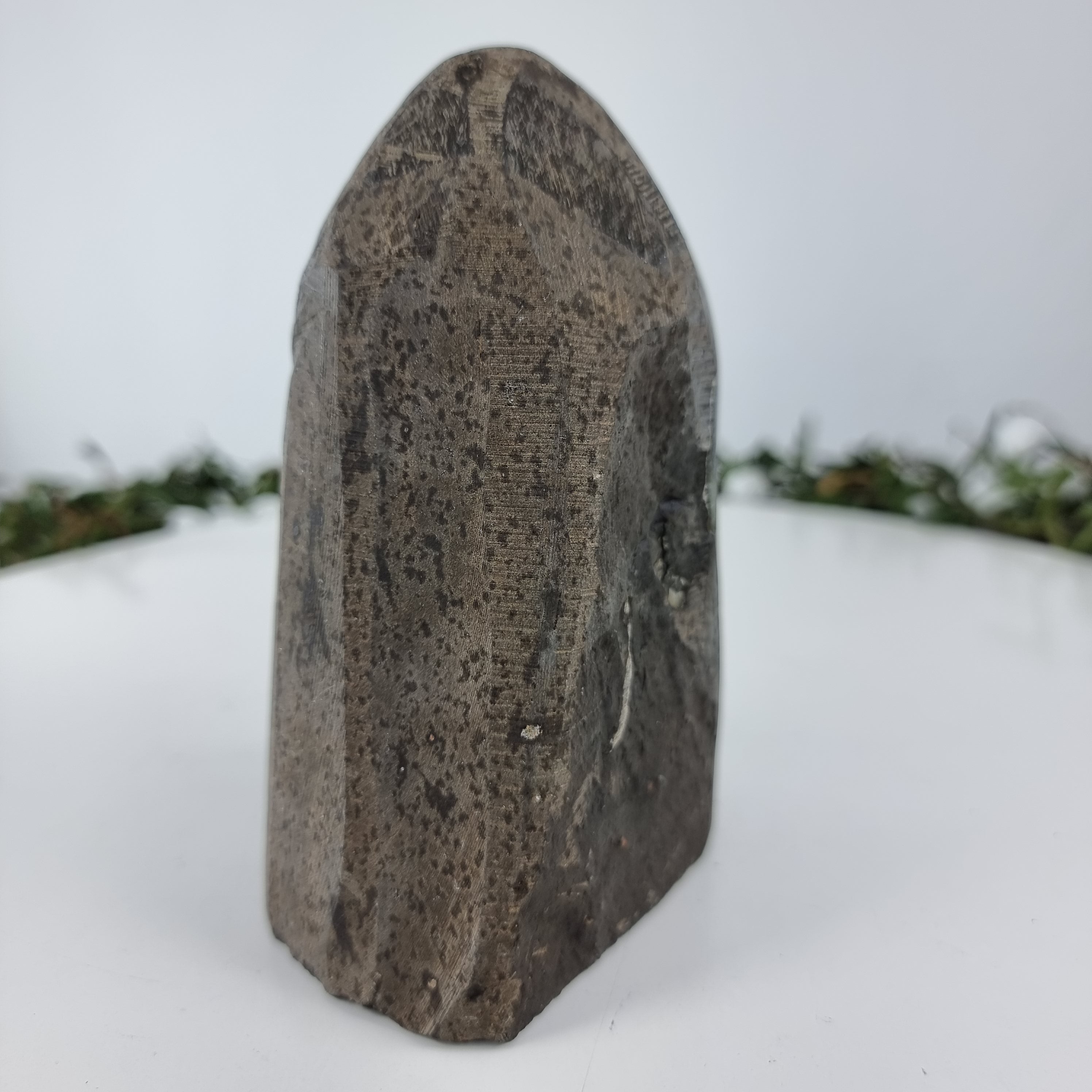 Ametista Drusa com Cristais Especiais peso com 0,80 Kg, Energia, Beleza e Sofisticação