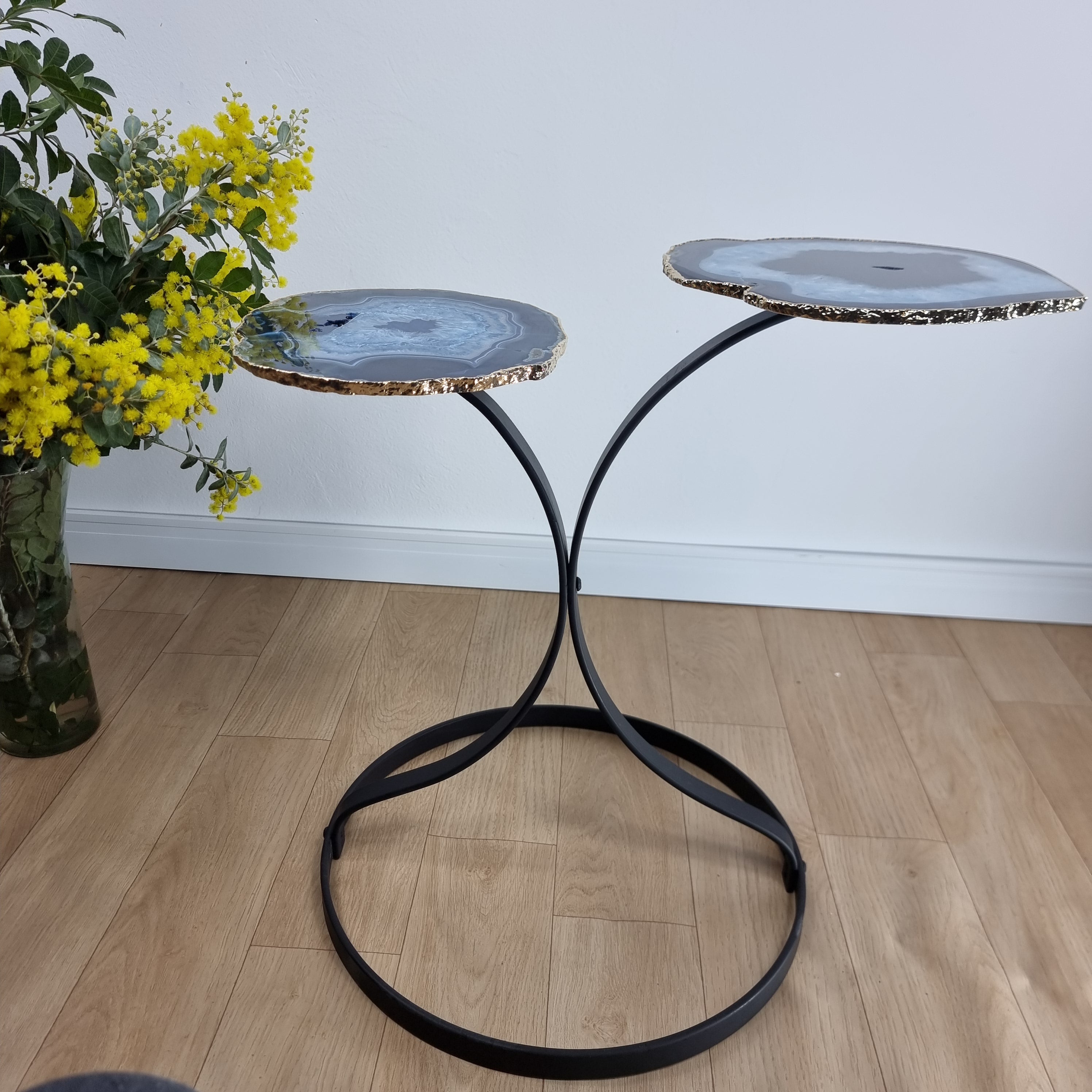 Mesa Lateral (PAR) de ÁGATAS com Banho | Base de Ferro Preta | Altura de 50 cm - Peça Artesanal BR Crystals