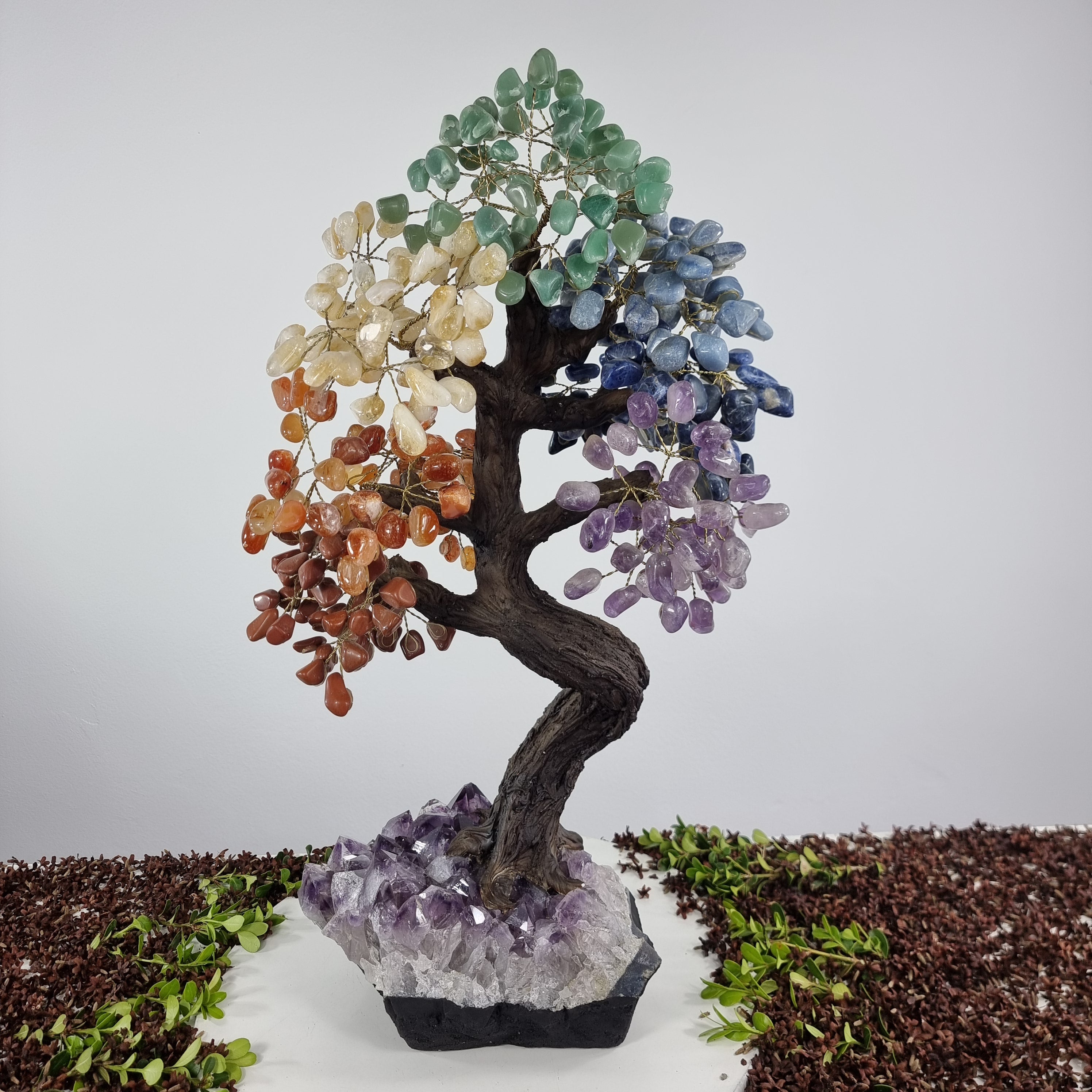 Árvore de 7 CHACRAS Arco Iris Natural | 720 Pedras, 120 galhos | Base de Ametista Super Especial com 60 cm de altura - Peça Artesanal BR Crystals