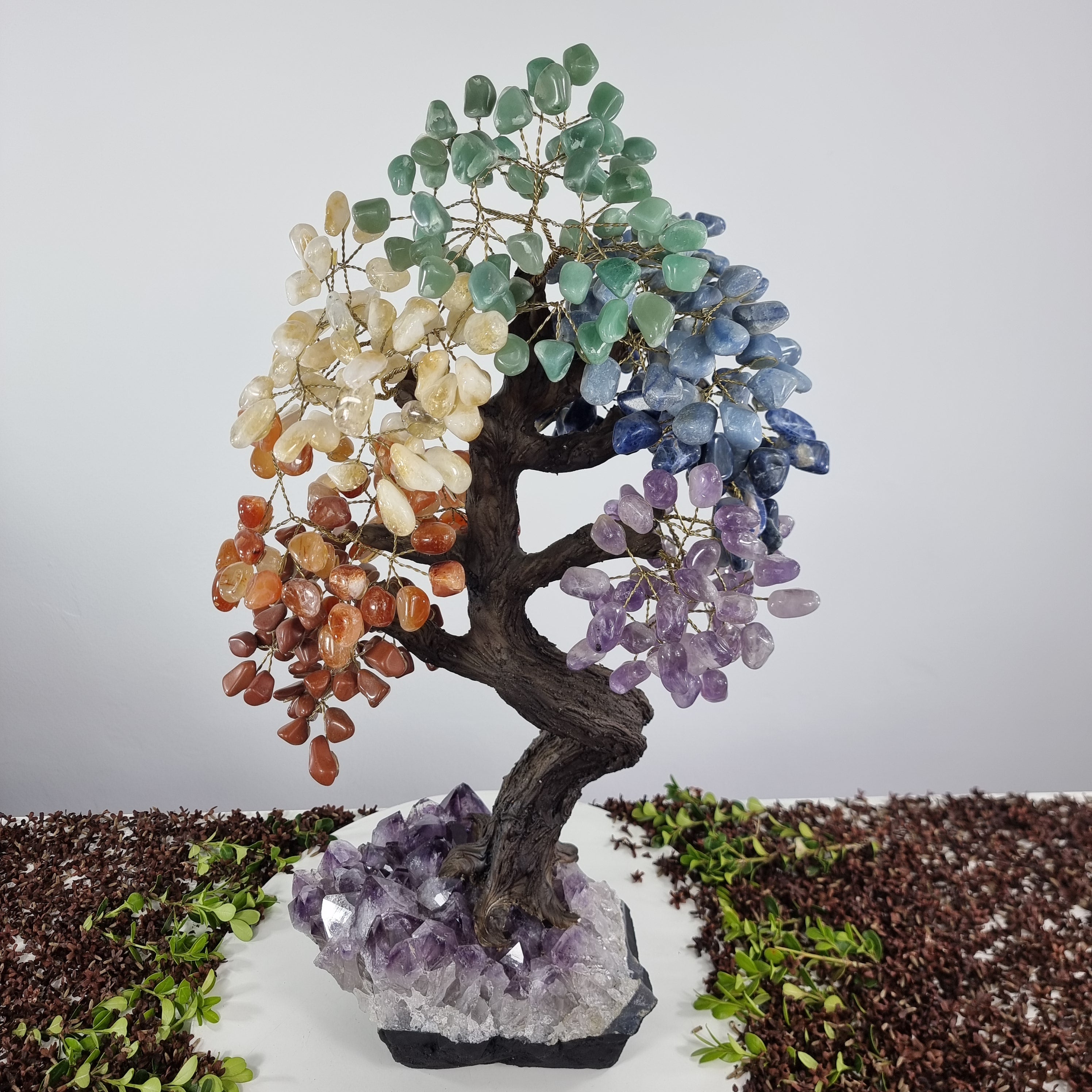 Árvore de 7 CHACRAS Arco Iris Natural | 720 Pedras, 120 galhos | Base de Ametista Super Especial com 60 cm de altura - Peça Artesanal BR Crystals