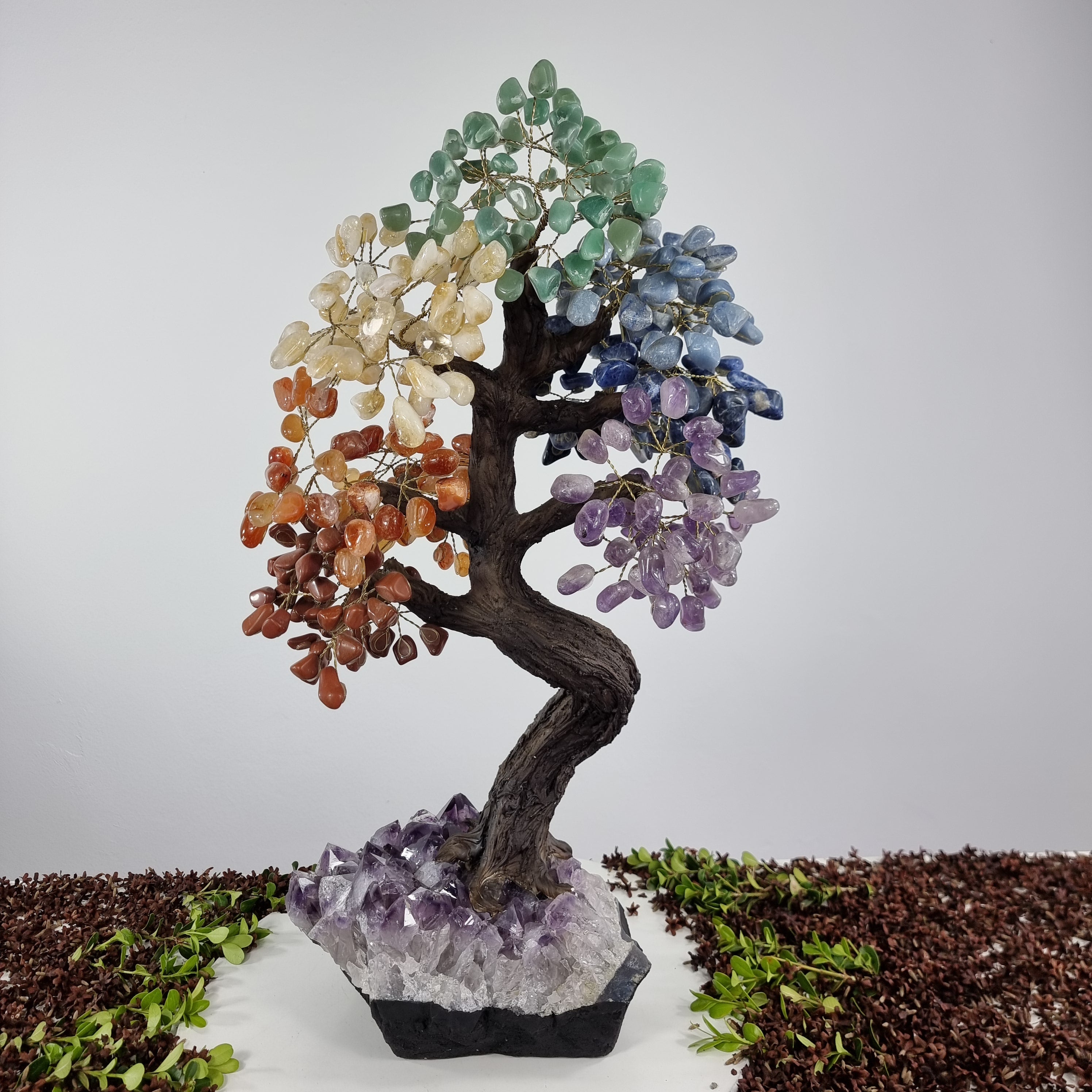 Árvore de 7 CHACRAS Arco Iris Natural | 720 Pedras, 120 galhos | Base de Ametista Super Especial com 60 cm de altura - Peça Artesanal BR Crystals