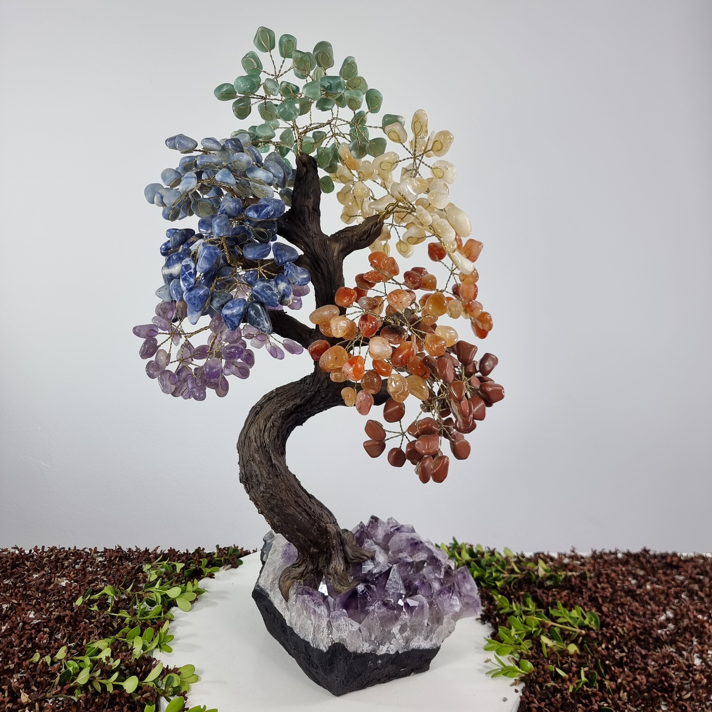 Árvore de 7 CHACRAS Arco Iris Natural | 720 Pedras, 120 galhos | Base de Ametista Super Especial com 60 cm de altura - Peça Artesanal BR Crystals