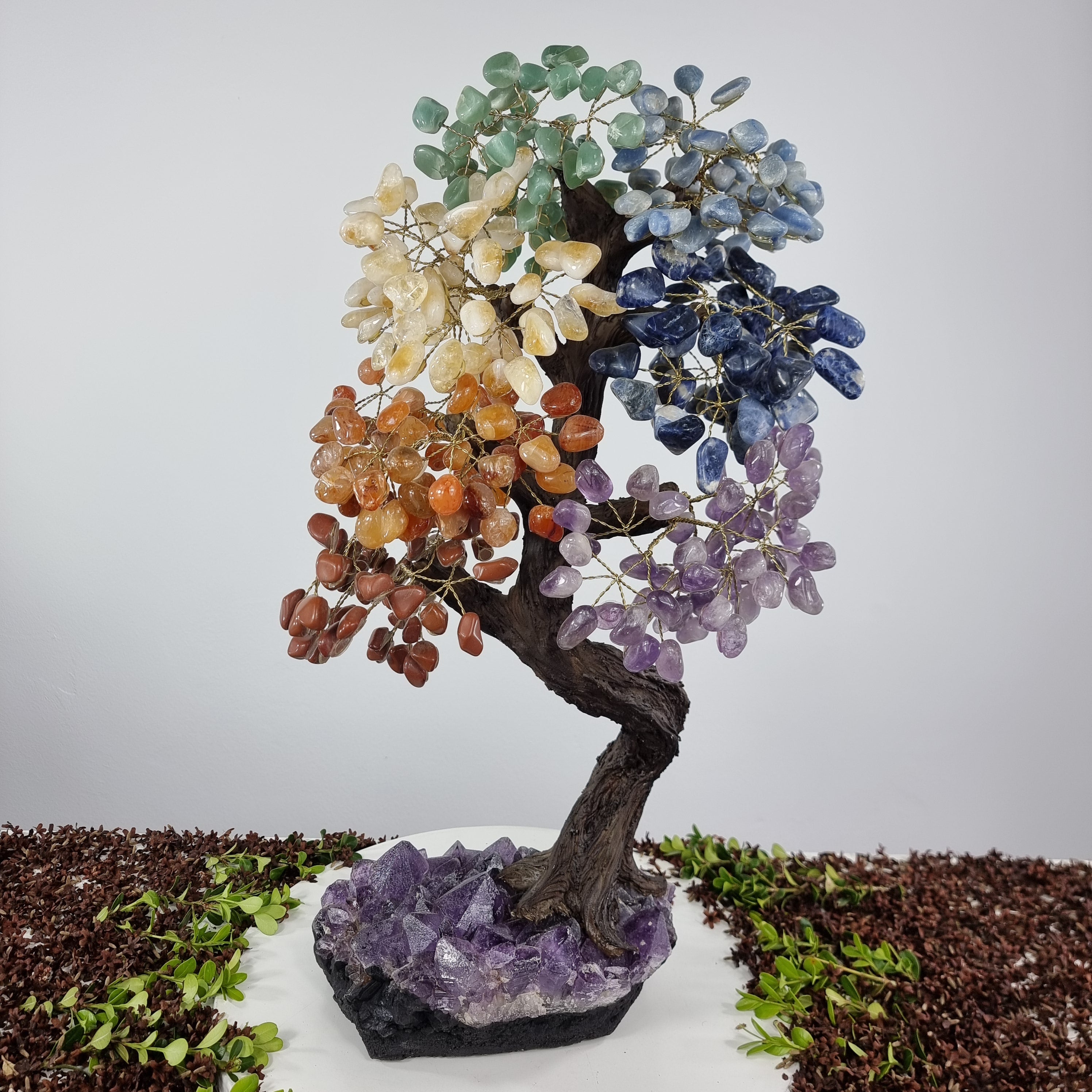 Árvore de 7 CHACRAS Arco Iris Natural | 720 Pedras, 120 galhos | Base de Ametista Super Especial com 60 cm altura - Peça Artesanal BR Crystals