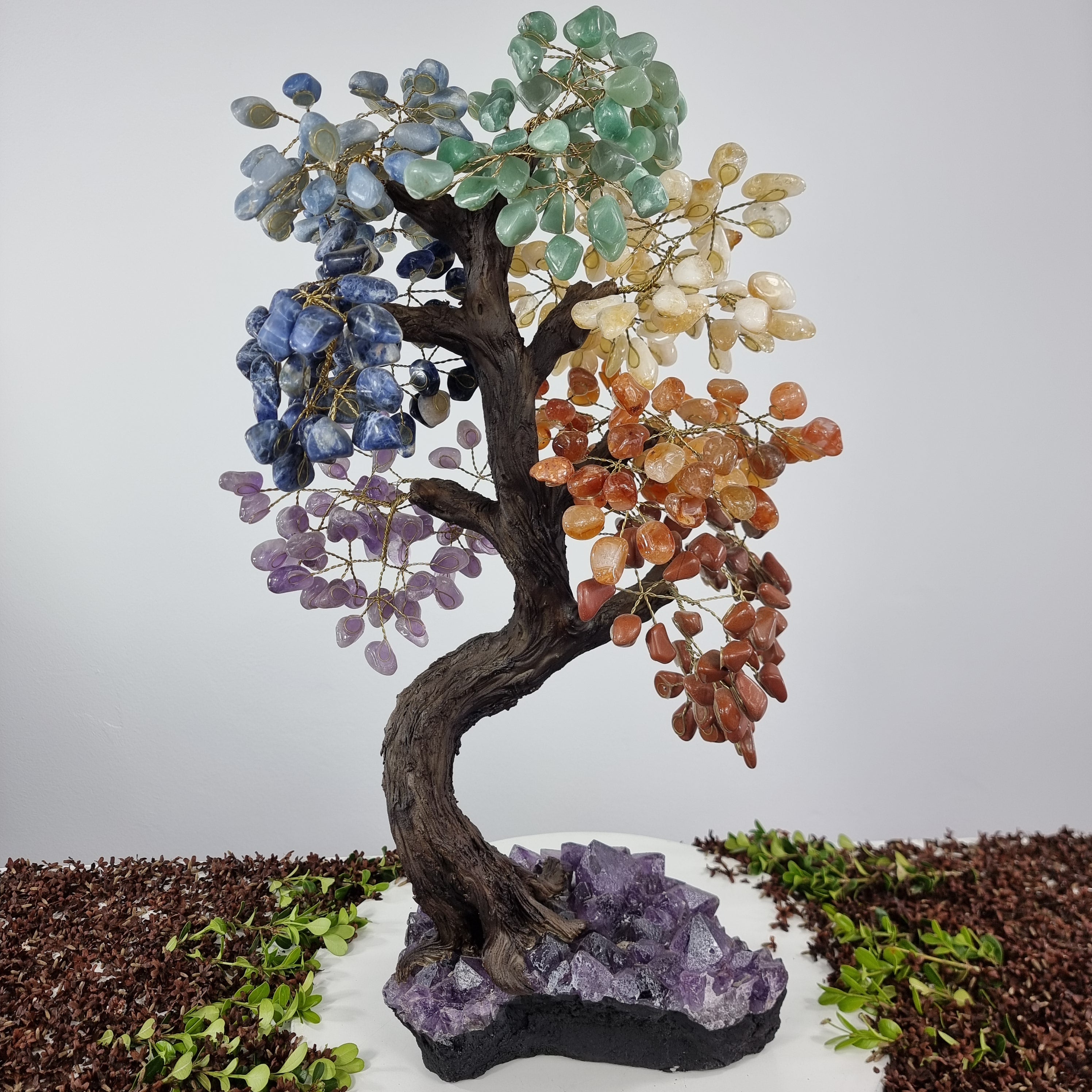 Árvore de 7 CHACRAS Arco Iris Natural | 720 Pedras, 120 galhos | Base de Ametista Super Especial com 60 cm altura - Peça Artesanal BR Crystals