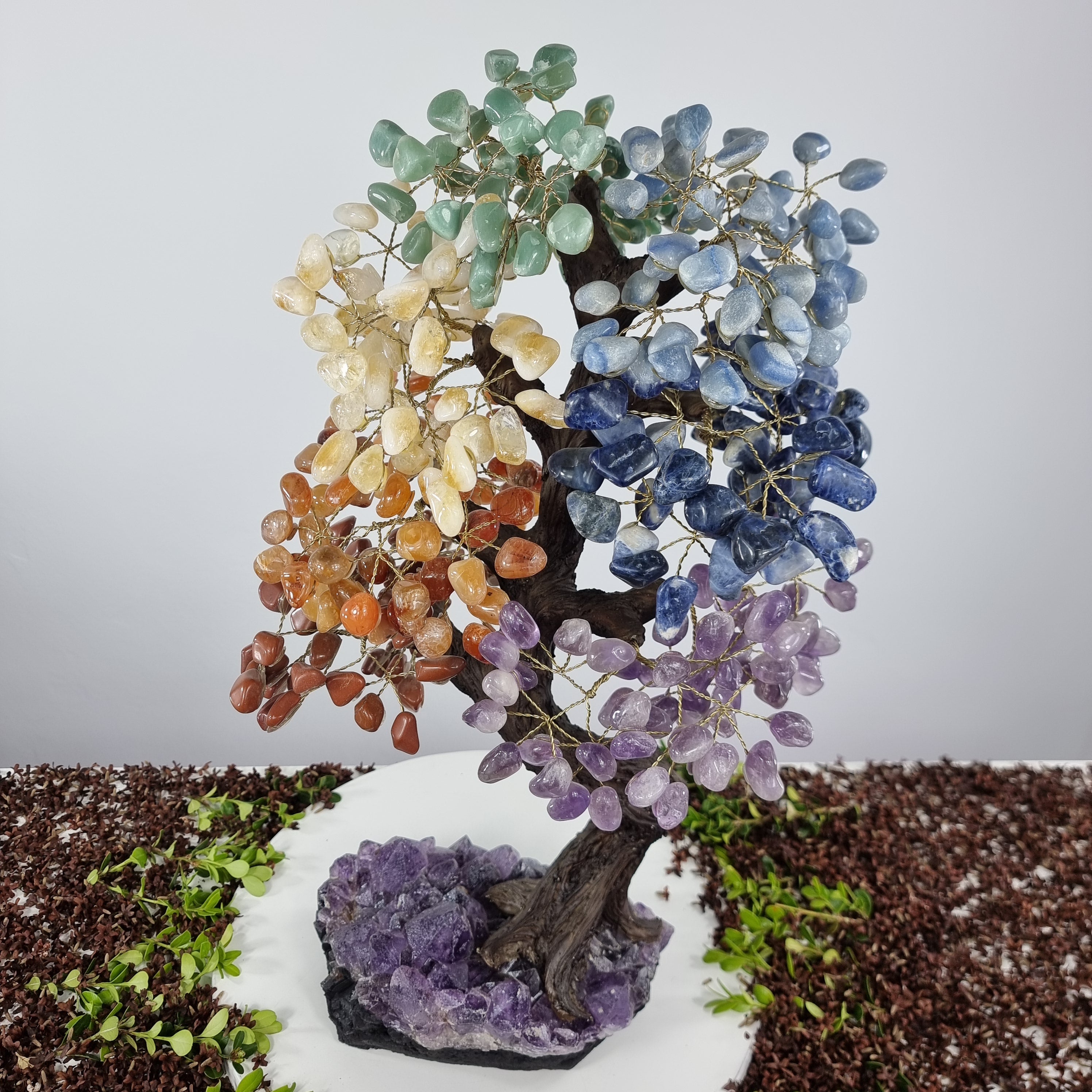 Árvore de 7 CHACRAS Arco Iris Natural | 720 Pedras, 120 galhos | Base de Ametista Super Especial com 60 cm altura - Peça Artesanal BR Crystals