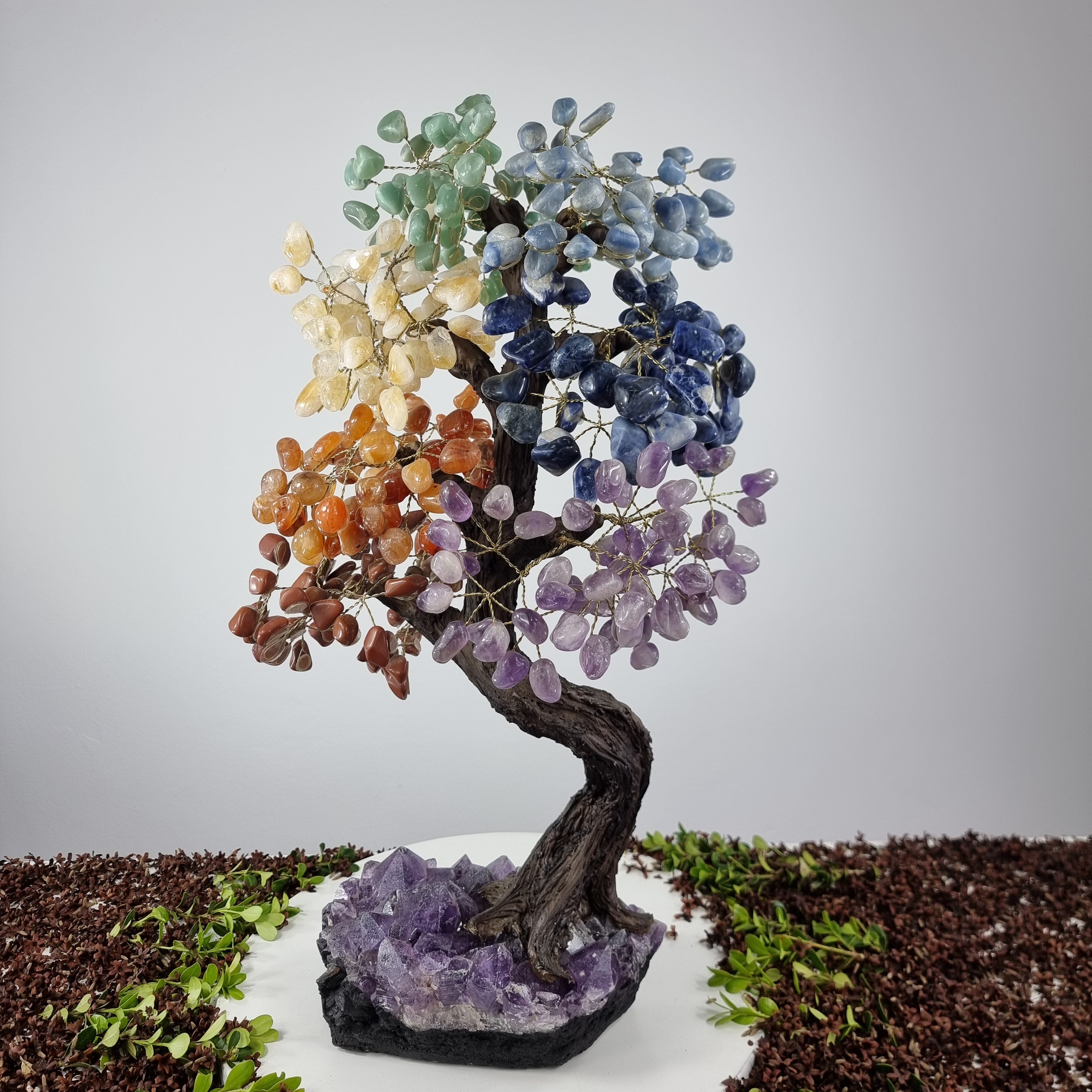 Árvore de 7 CHACRAS Arco Iris Natural | 720 Pedras, 120 galhos | Base de Ametista Super Especial com 60 cm altura - Peça Artesanal BR Crystals