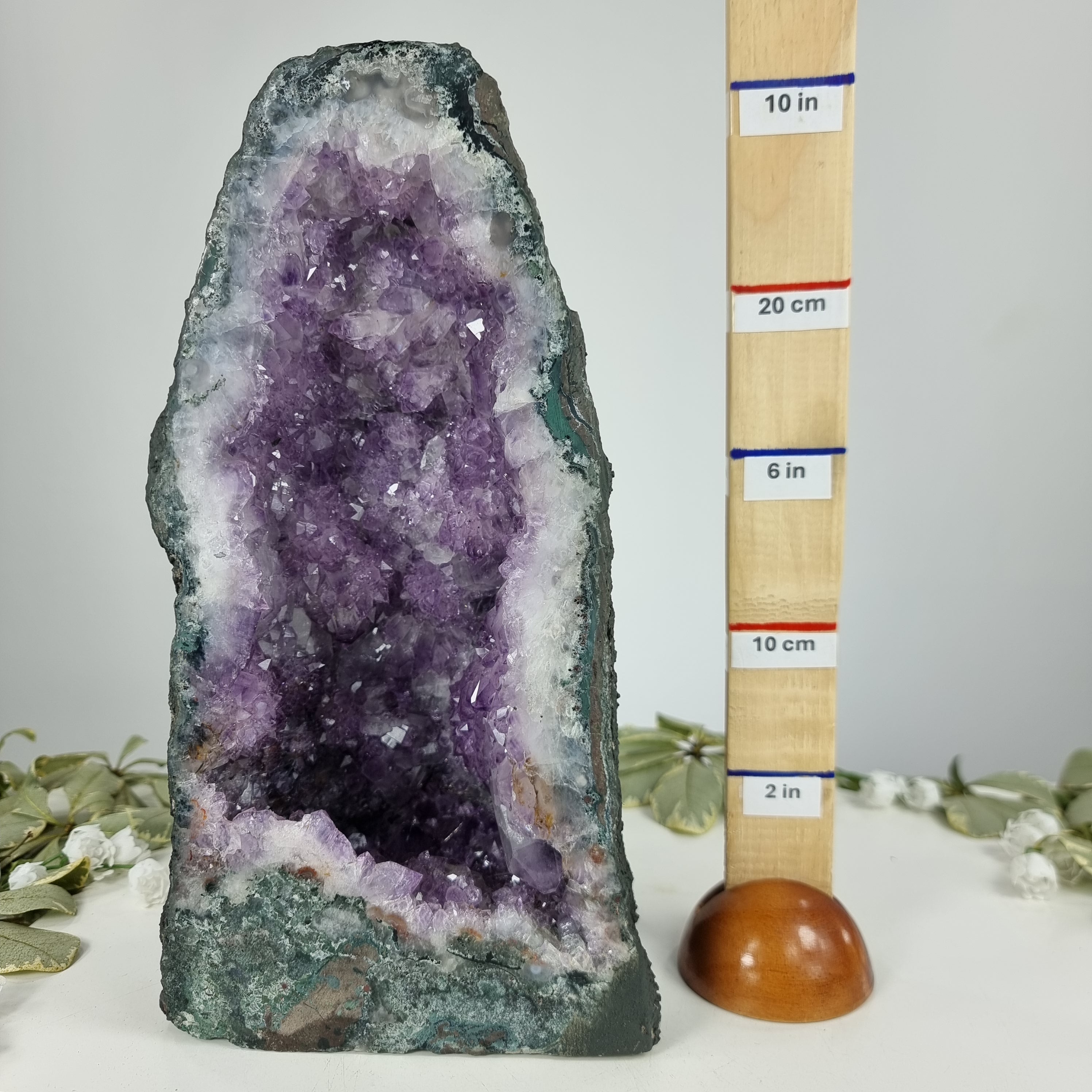 Capela em Ametista Bruta Drusa - Geodo de Ametista 4,10 Kgs, Energia, Beleza e Sofisticação