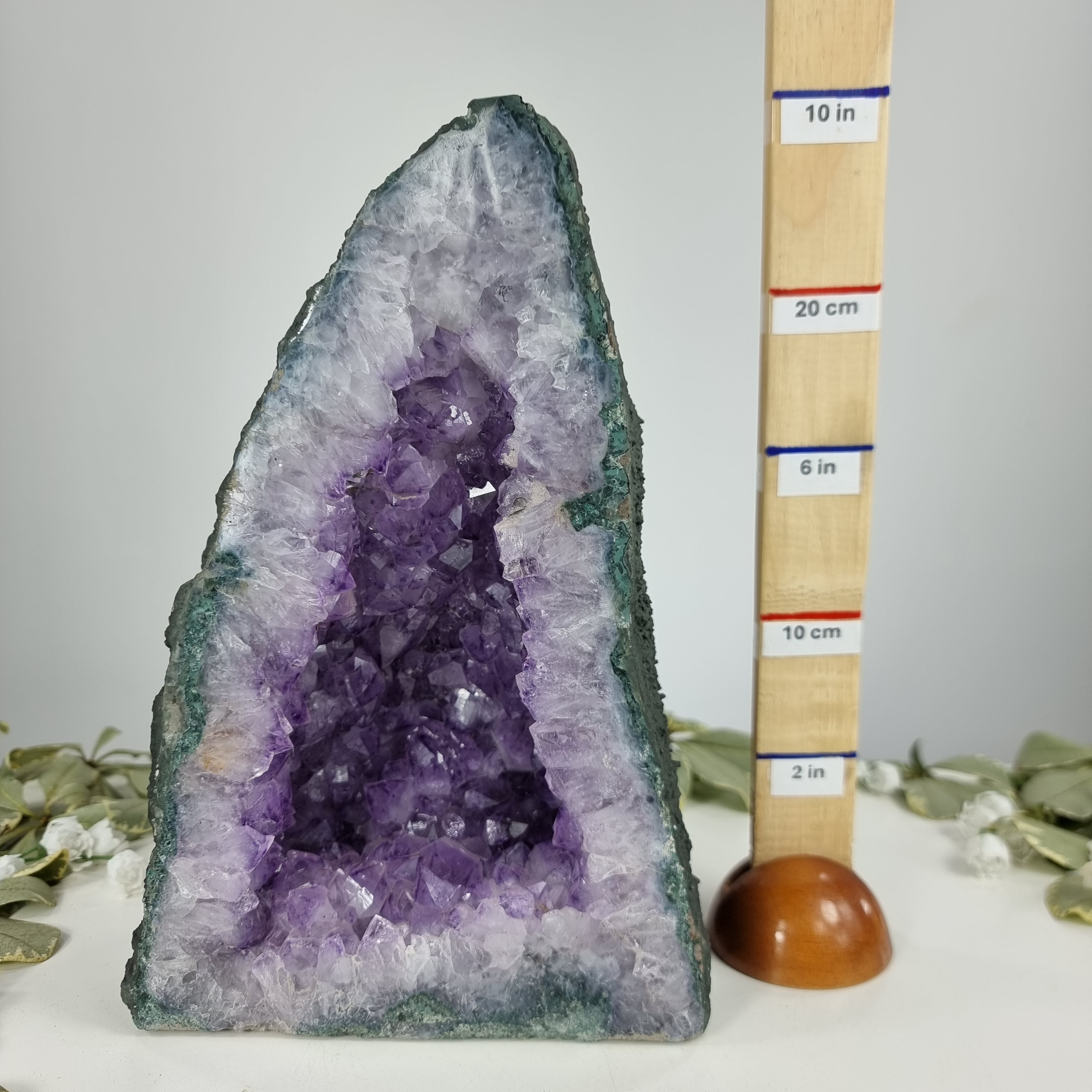 Capela em Ametista Bruta Drusa - Geodo de Ametista 5,10 Kgs, Energia, Beleza e Sofisticação