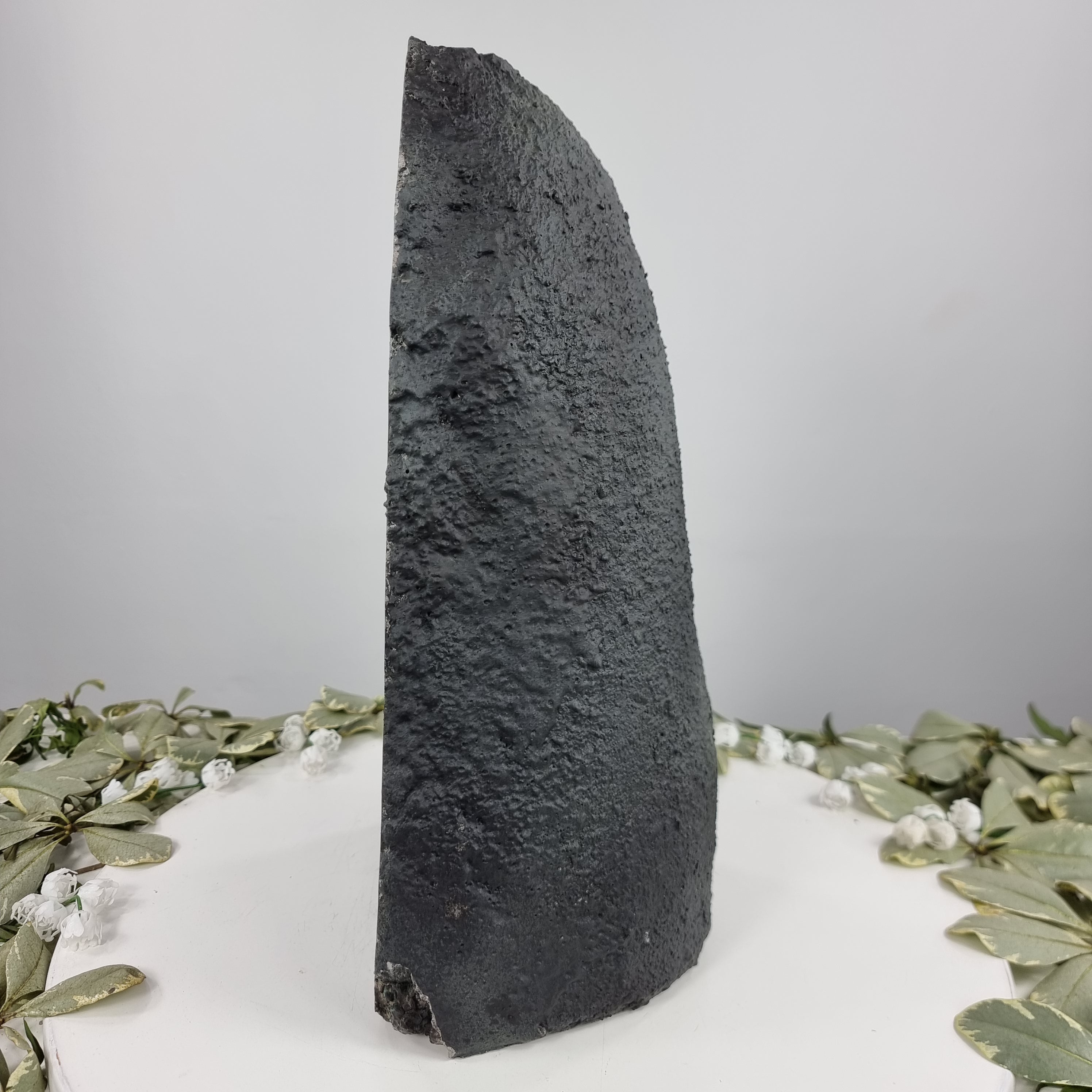 Capela em Ametista Bruta Drusa - Geodo de Ametista 8,00 Kgs, Energia, Beleza e Sofisticação