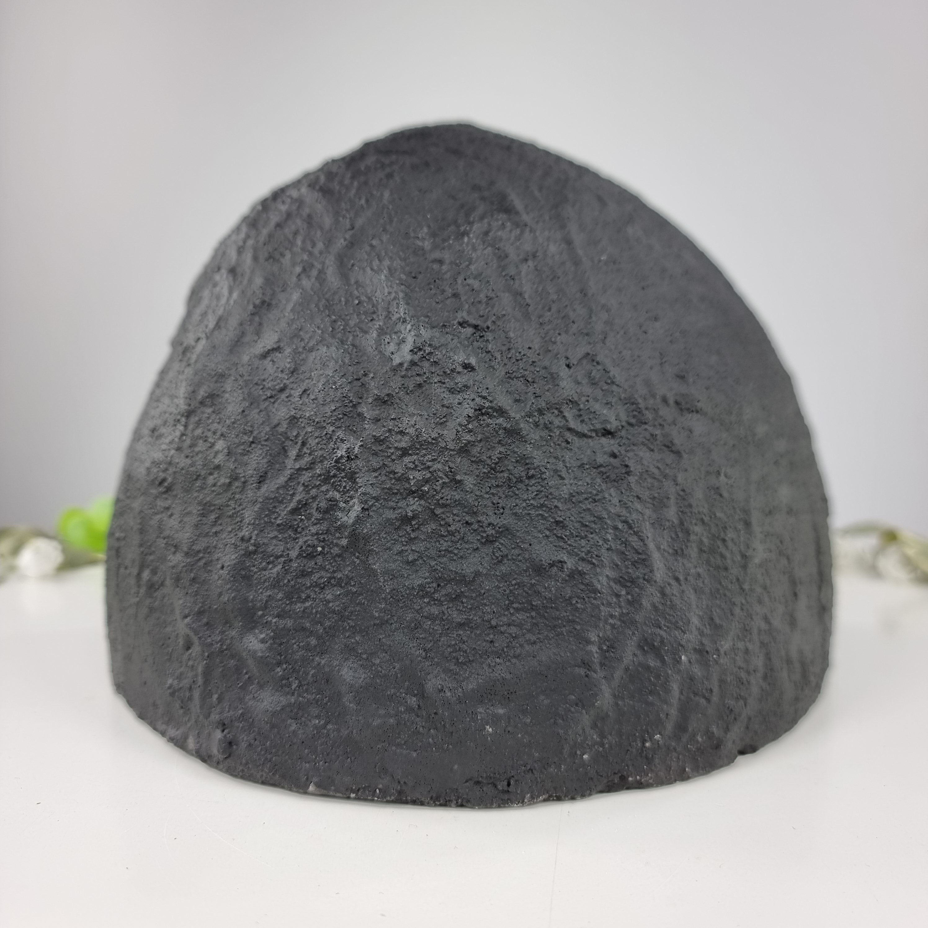 Capela em Ametista Bruta Drusa - Geodo de Ametista 5,00 Kgs, Energia, Beleza e Sofisticação