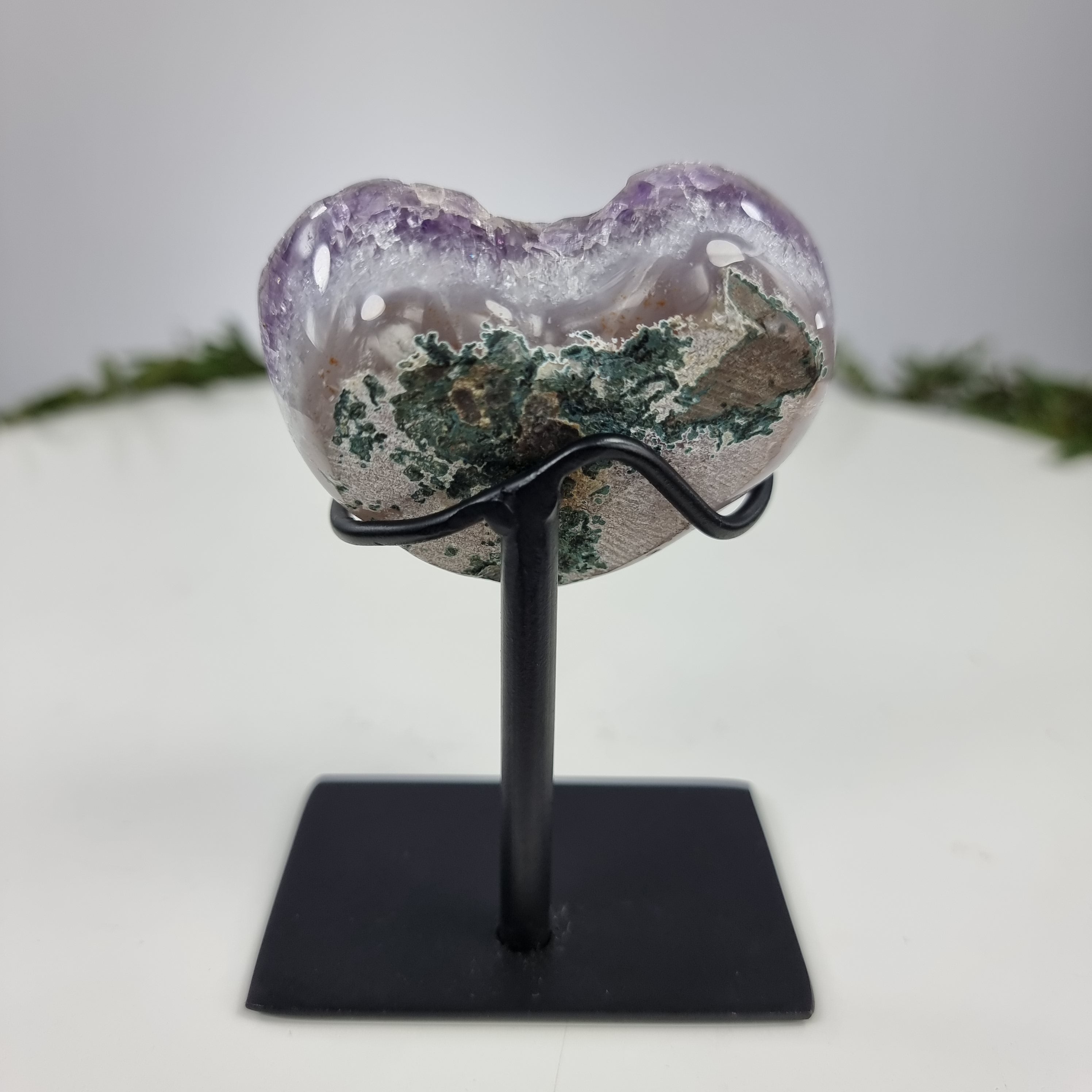 Coração de Ametista Especial | Peso 0200 Kgs, Altura 10 cm | Energia, Beleza e Sofisticação