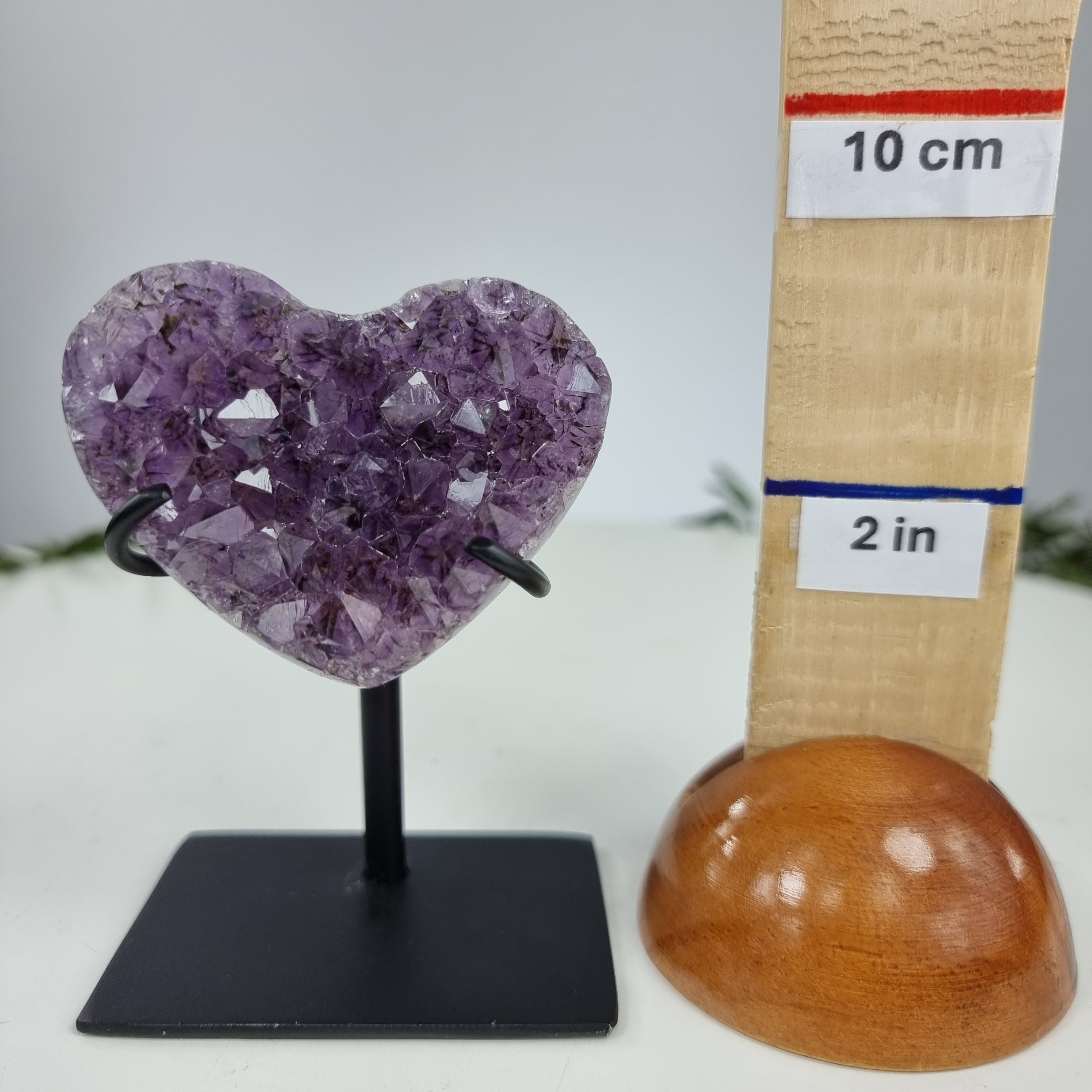 Coração de Ametista Especial | Peso 0200 Kgs, Altura 10 cm | Energia, Beleza e Sofisticação