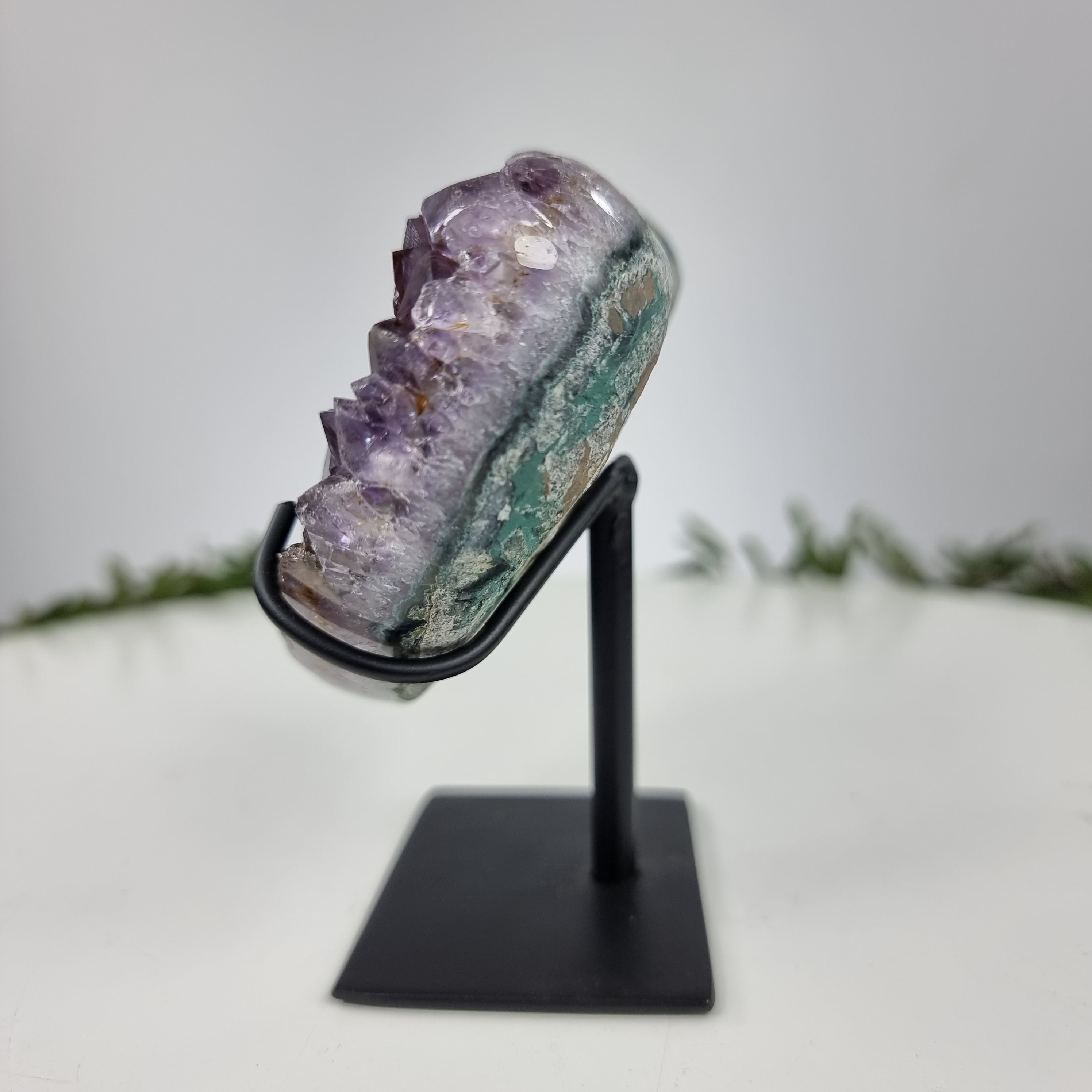 Coração de Ametista Especial | Peso 0,40 Kgs, Altura 12 cm | Energia, Beleza e Sofisticação