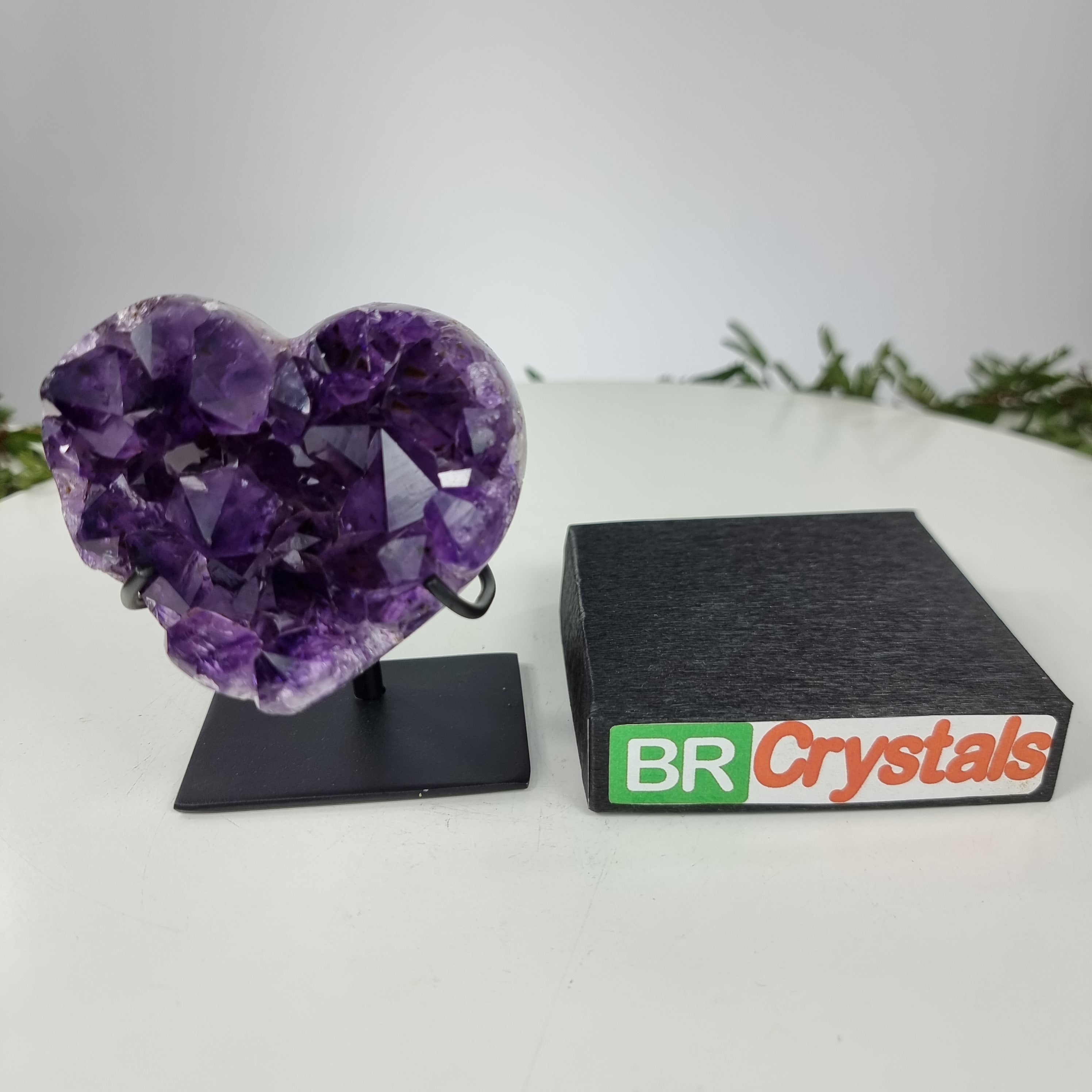 Coração de Ametista Especial | Peso 0,45 Kgs, Altura 11 cm | Energia, Beleza e Sofisticação