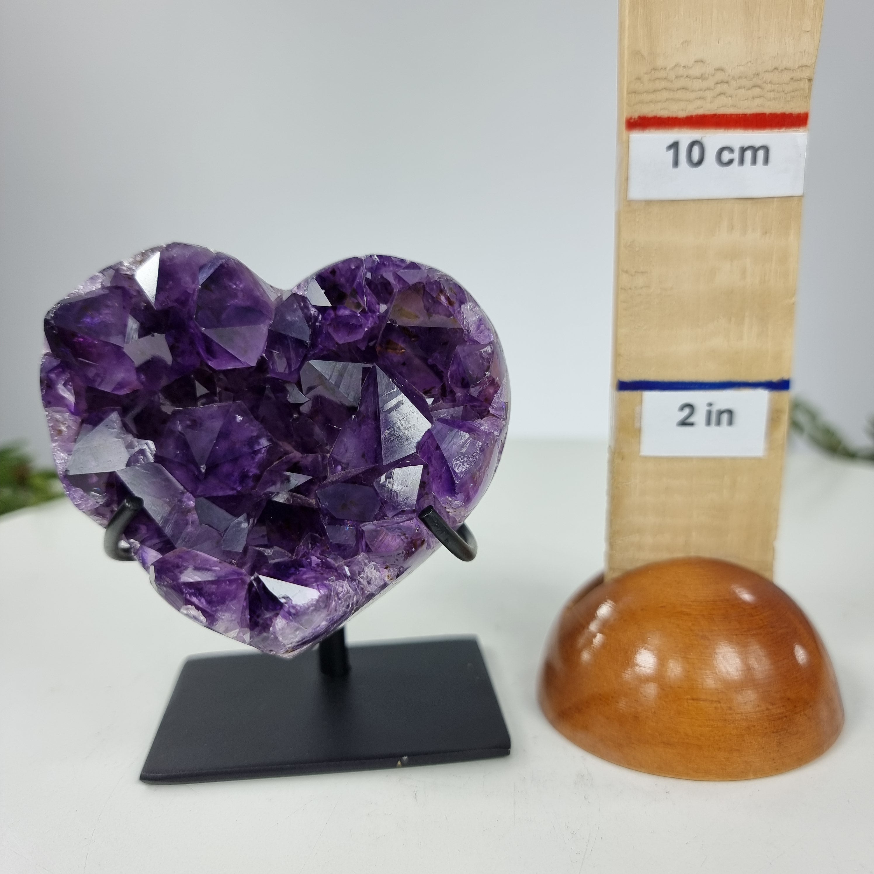 Coração de Ametista Especial | Peso 0,45 Kgs, Altura 11 cm | Energia, Beleza e Sofisticação