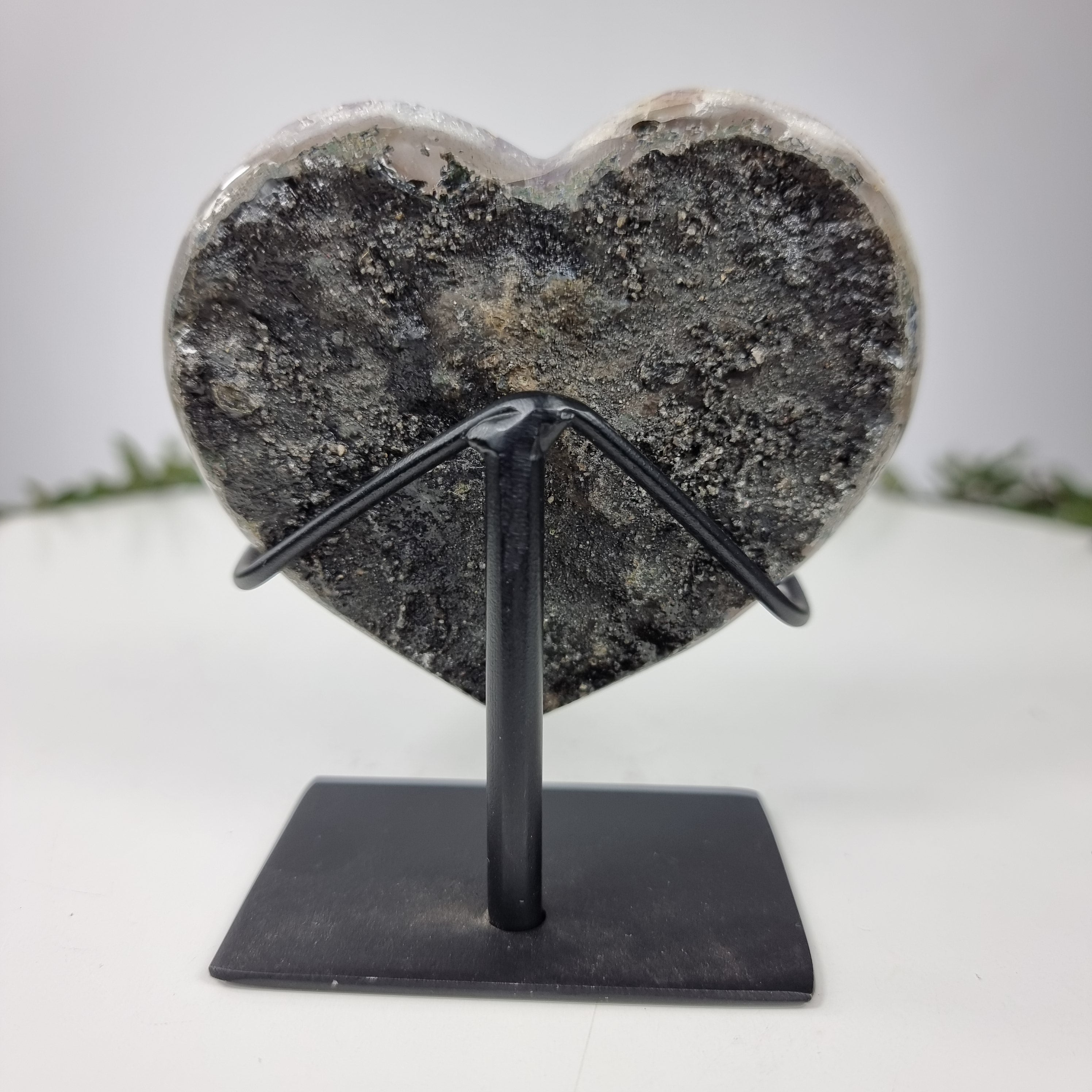 Coração de Ametista Especial | Peso 0,550 Kgs, Altura 11 cm | Energia, Beleza e Sofisticação