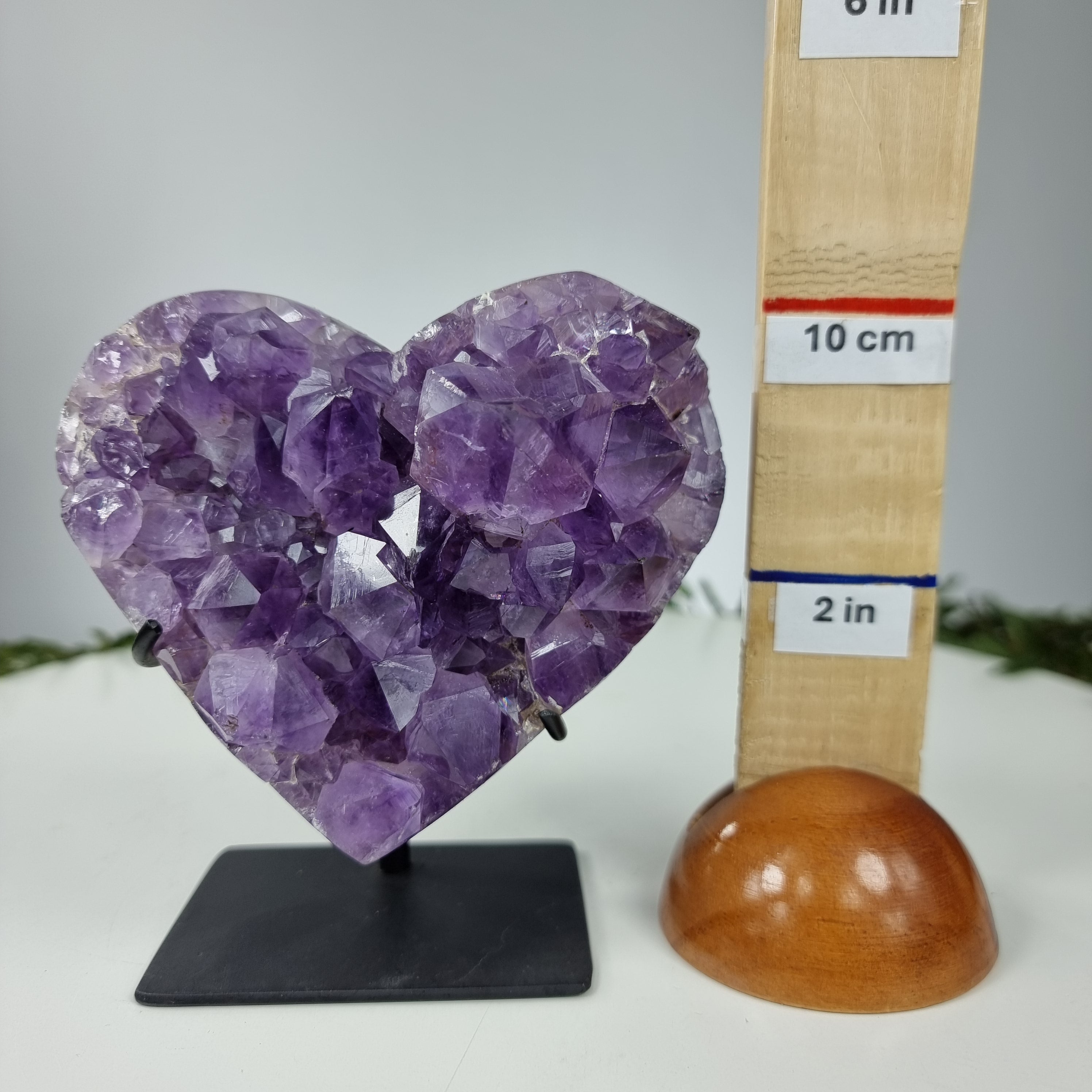 Coração de Ametista Especial | Peso 0,760 Kgs, Altura 13 cm | Energia, Beleza e Sofisticação