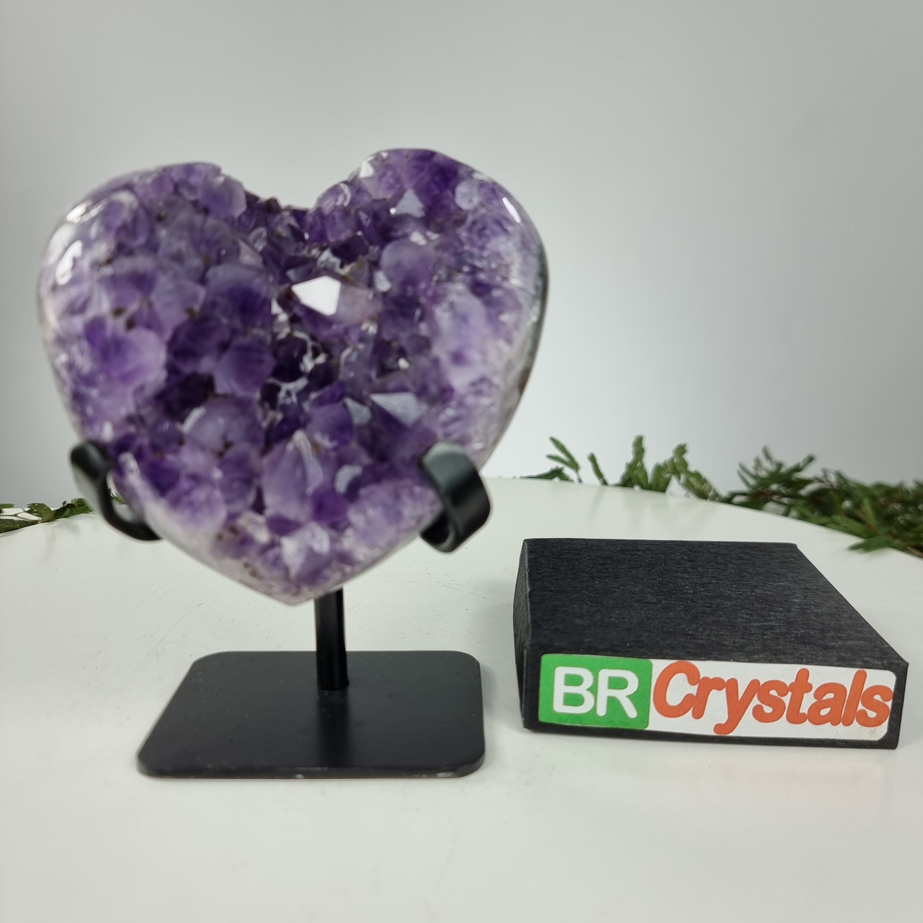 Coração de Ametista Especial | Peso 0,87 Kgs, Altura 16 cm | Energia, Beleza e Sofisticação