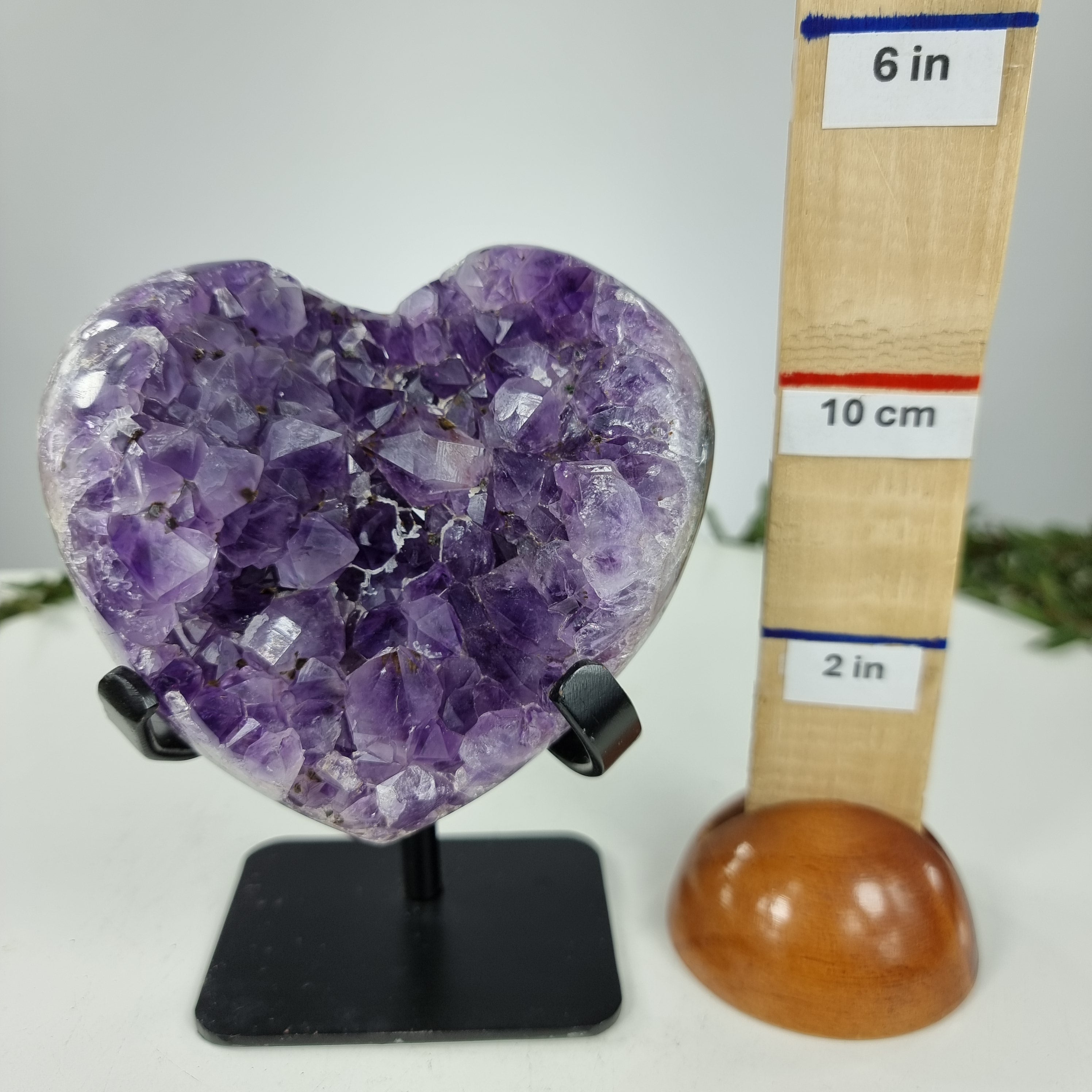 Coração de Ametista Especial | Peso 0,87 Kgs, Altura 16 cm | Energia, Beleza e Sofisticação