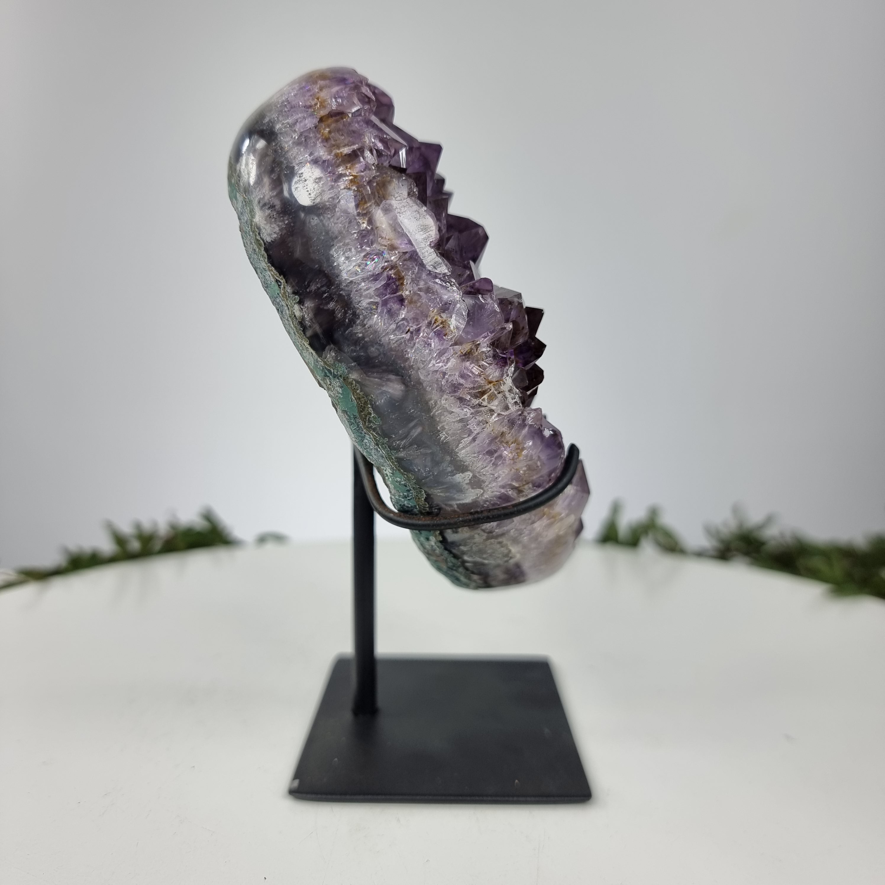 Coração de Ametista Especial | Peso 1,45 Kgs, Altura 18 cm | Energia, Beleza e Sofisticação
