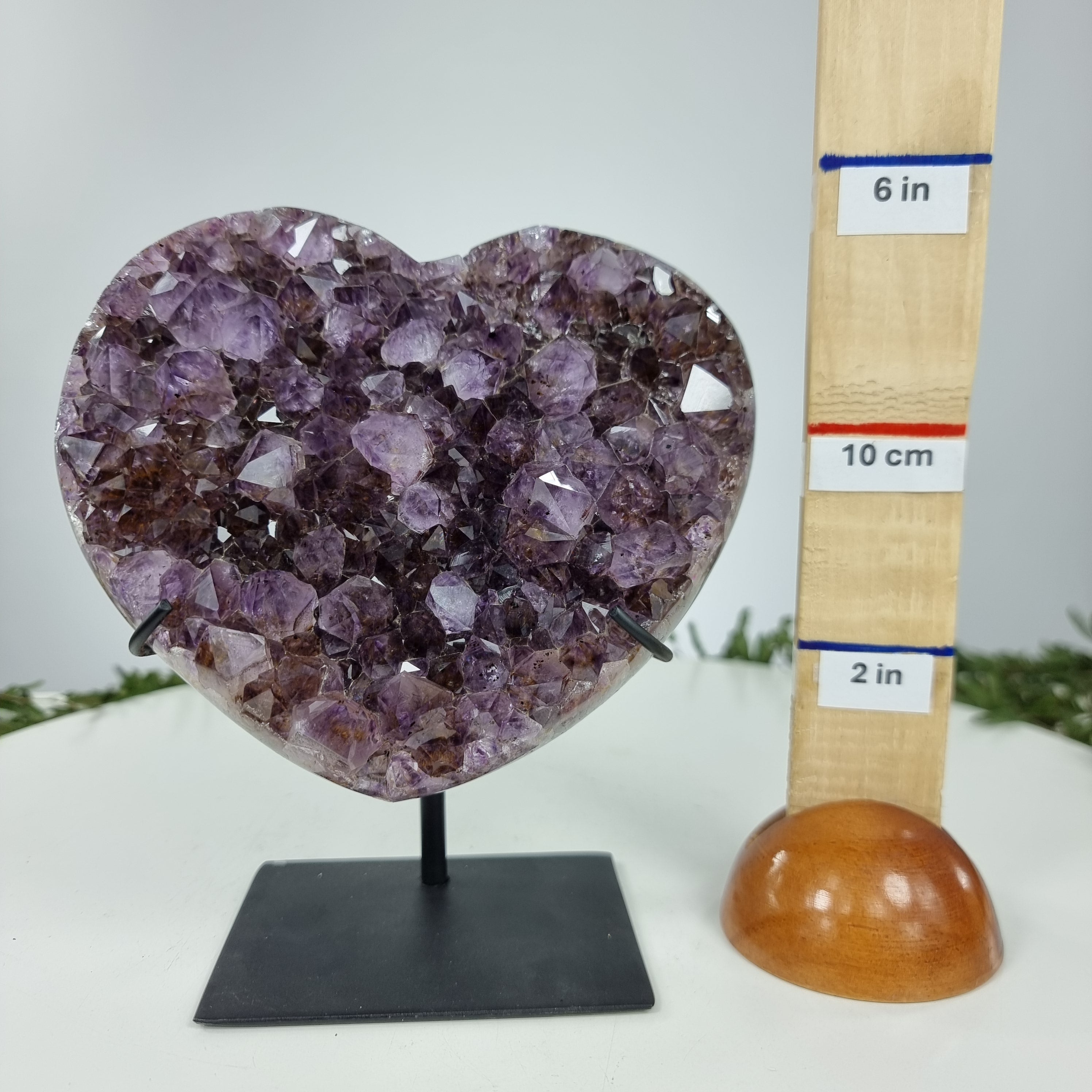 Coração de Ametista Especial | Peso 1,45 Kgs, Altura 18 cm | Energia, Beleza e Sofisticação