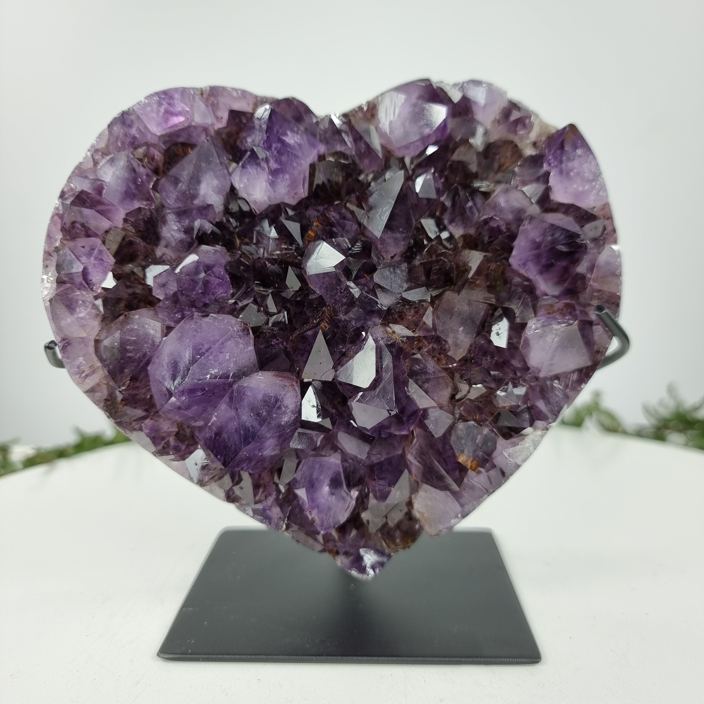 Coração de Ametista Especial | Peso 1,95 Kgs, Altura 18 cm | Energia, Beleza e Sofisticação