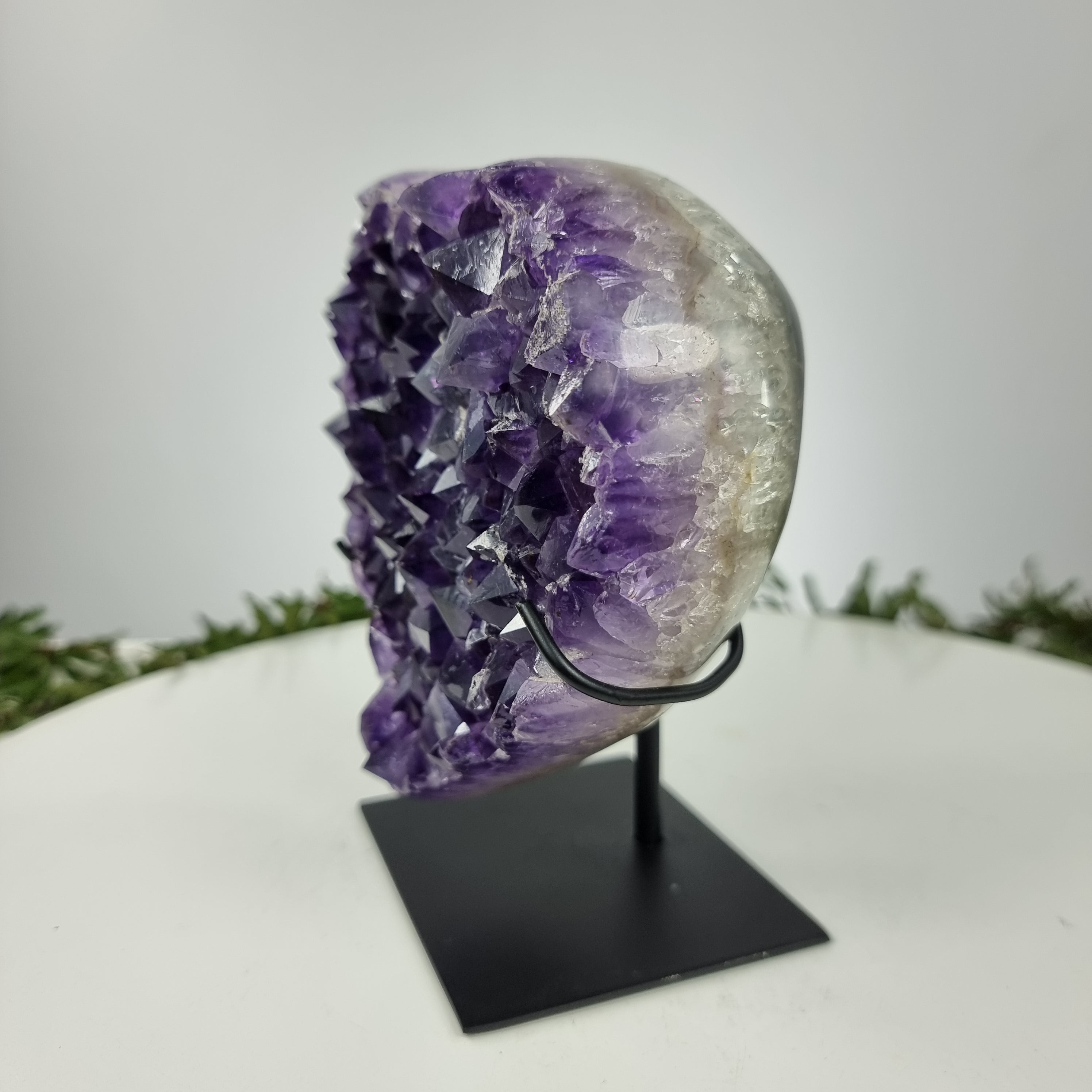 Coração de Ametista Especial | Peso 2,05 Kgs, Altura 17 cm | Energia, Beleza e Sofisticação
