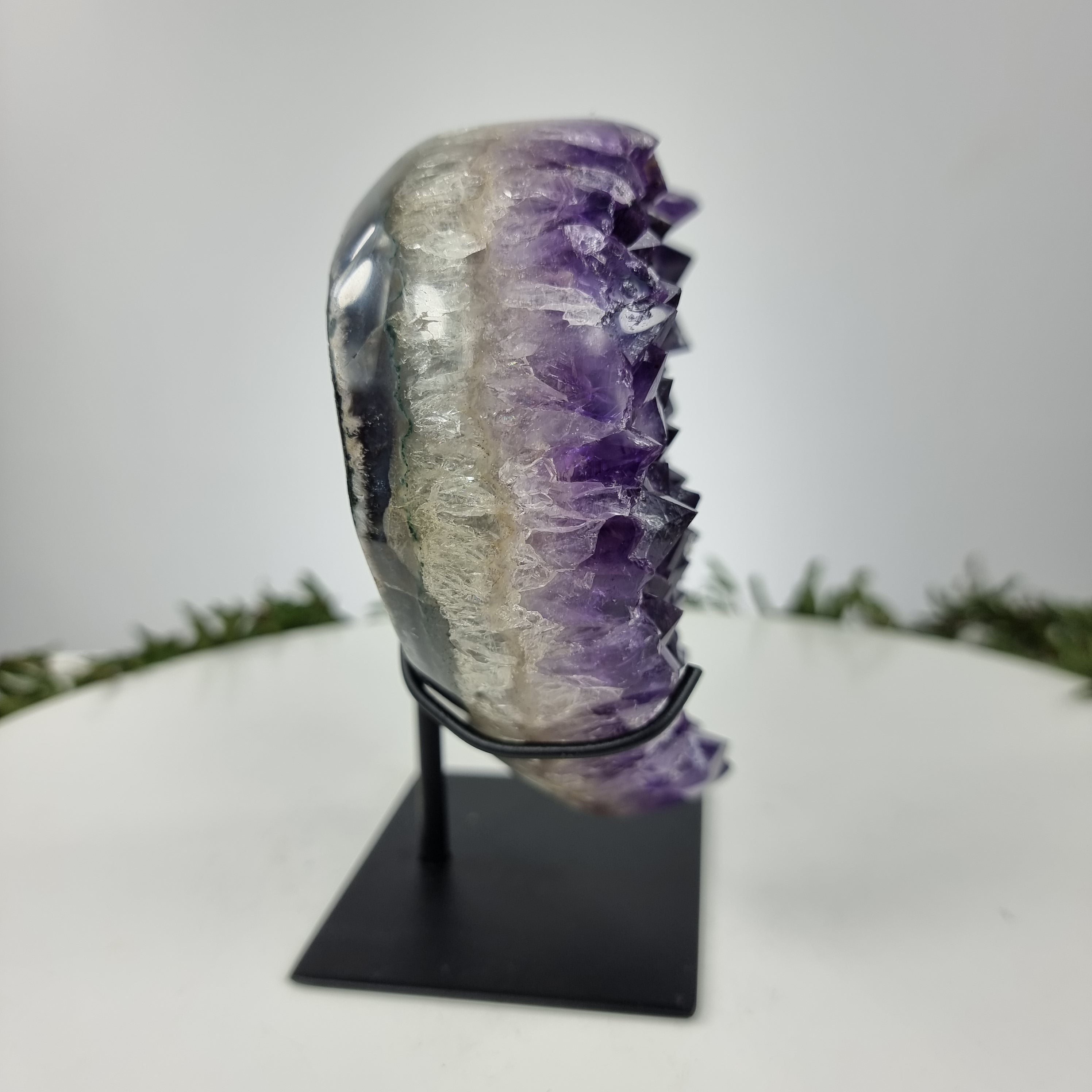 Coração de Ametista Especial | Peso 2,05 Kgs, Altura 17 cm | Energia, Beleza e Sofisticação