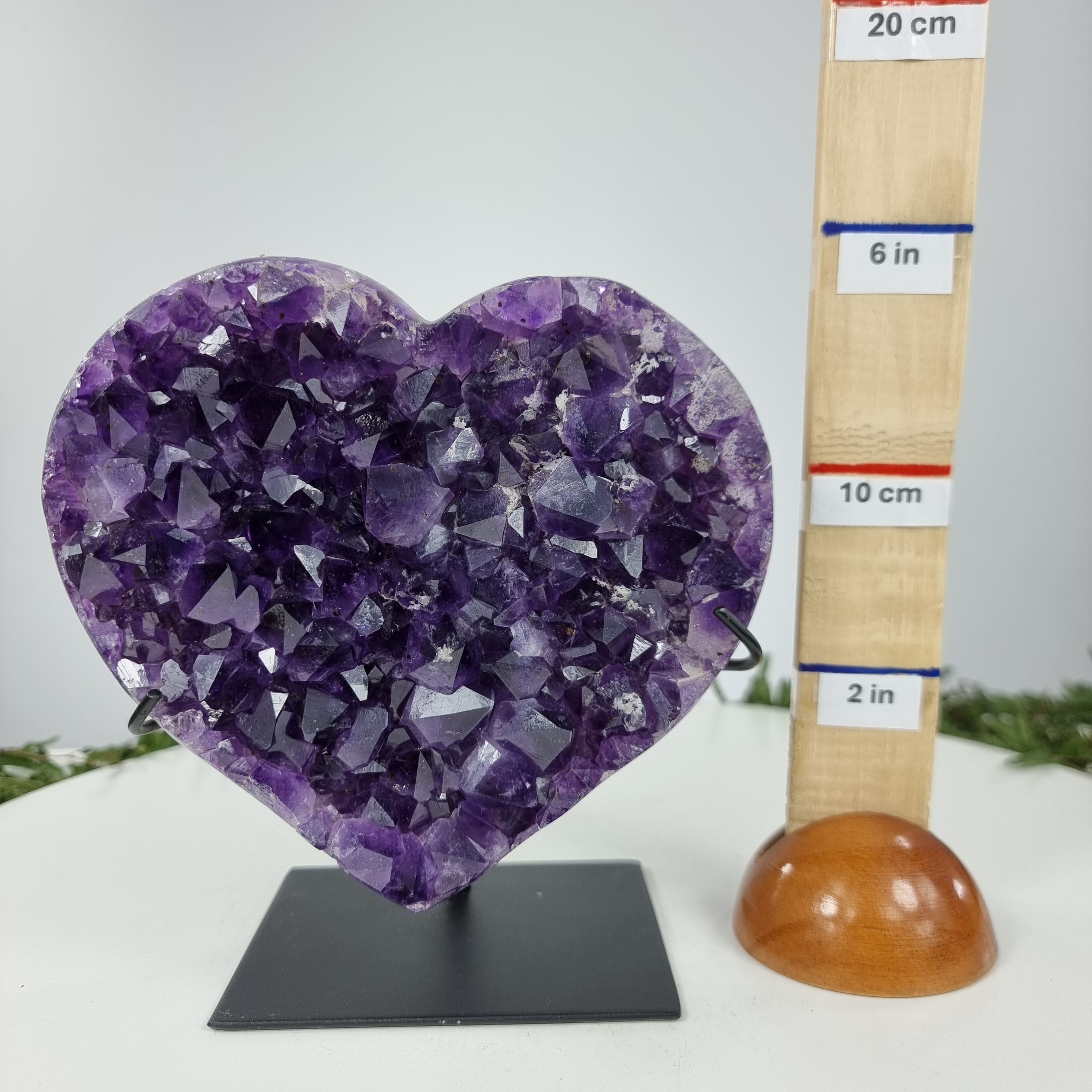 Coração de Ametista Especial | Peso 2,05 Kgs, Altura 17 cm | Energia, Beleza e Sofisticação