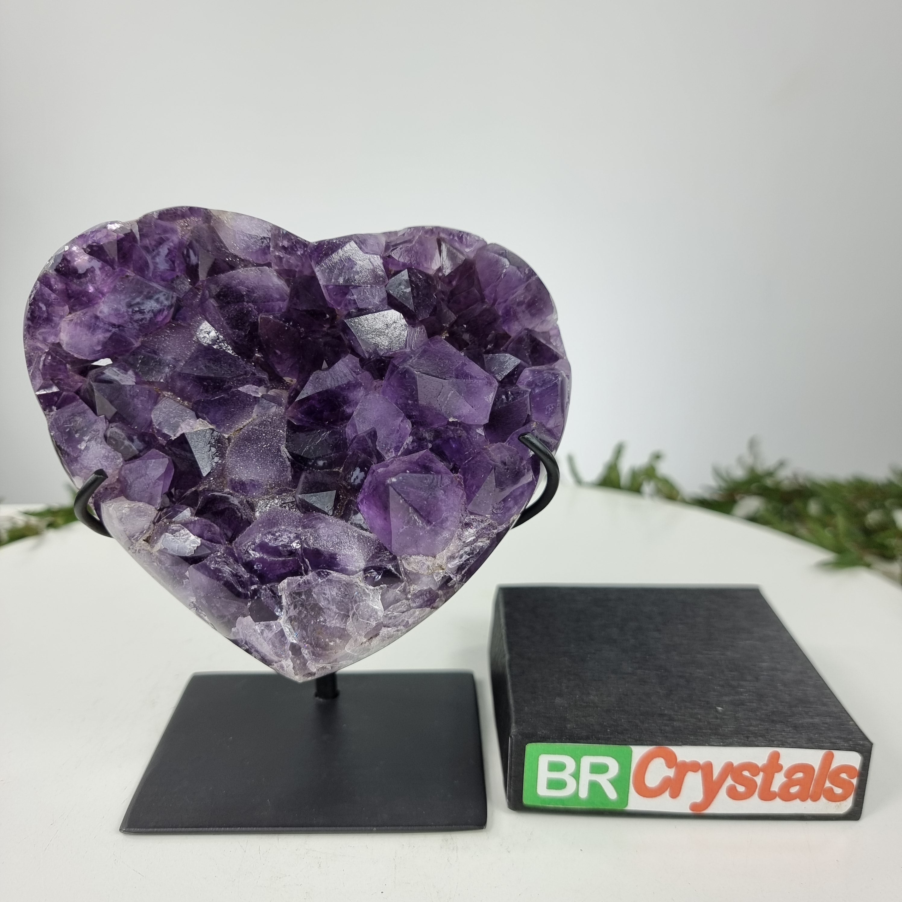 Coração de Ametista Especial | Peso 1,15 Kgs, Altura 16 cm | Energia, Beleza e Sofisticação