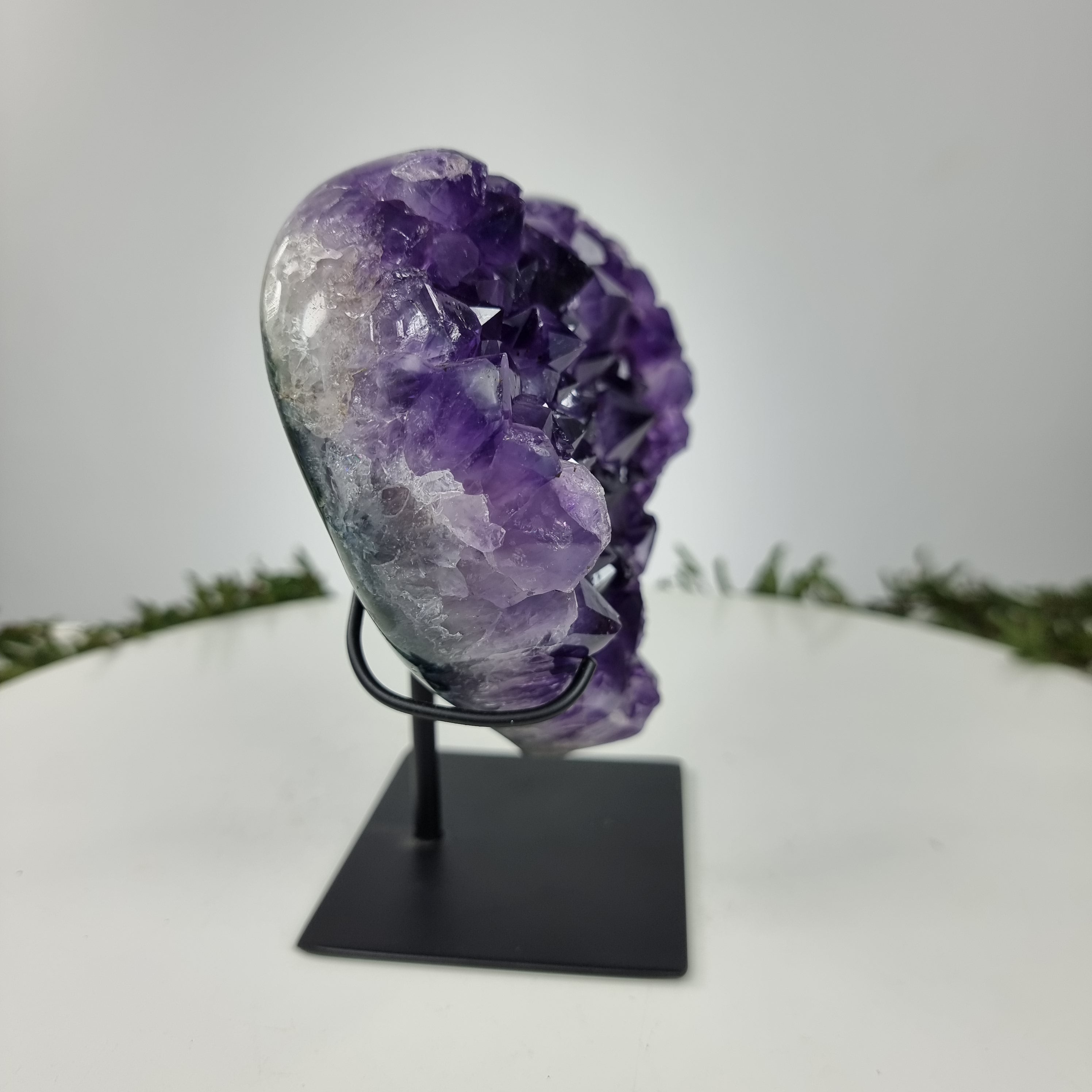 Coração de Ametista Especial | Peso 1,40 Kgs, Altura 17 cm | Energia, Beleza e Sofisticação