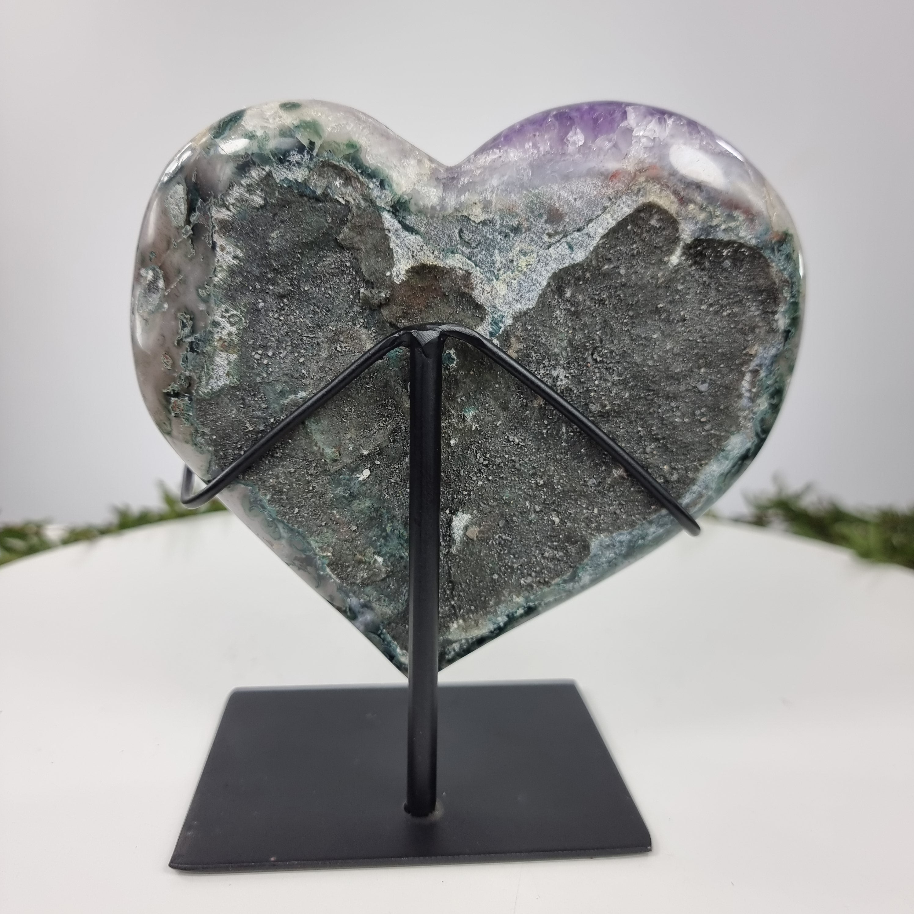 Coração de Ametista Especial | Peso 1,40 Kgs, Altura 17 cm | Energia, Beleza e Sofisticação