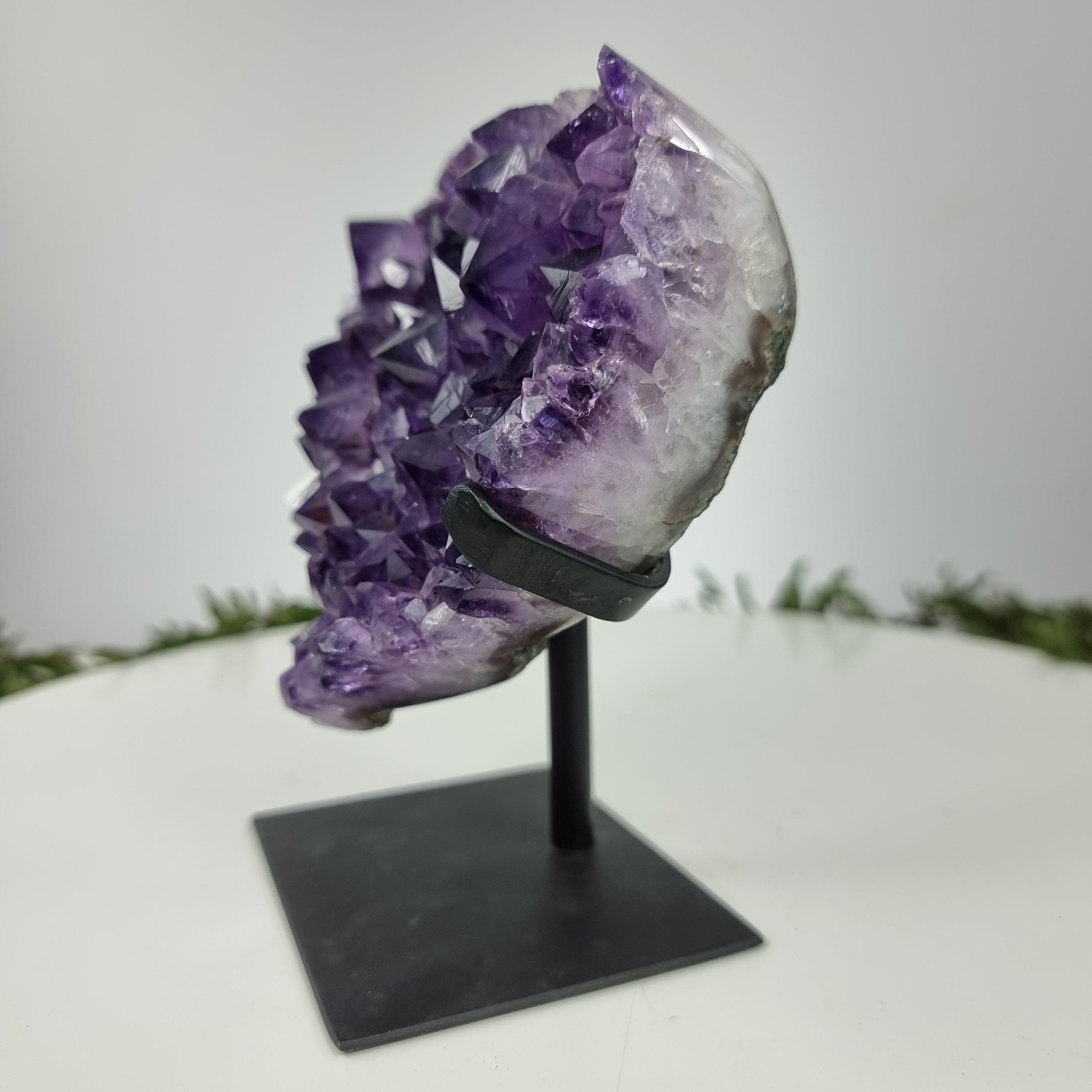 Coração de Ametista Especial | Peso 1,30 Kgs, Altura 19 cm | Energia, Beleza e Sofisticação